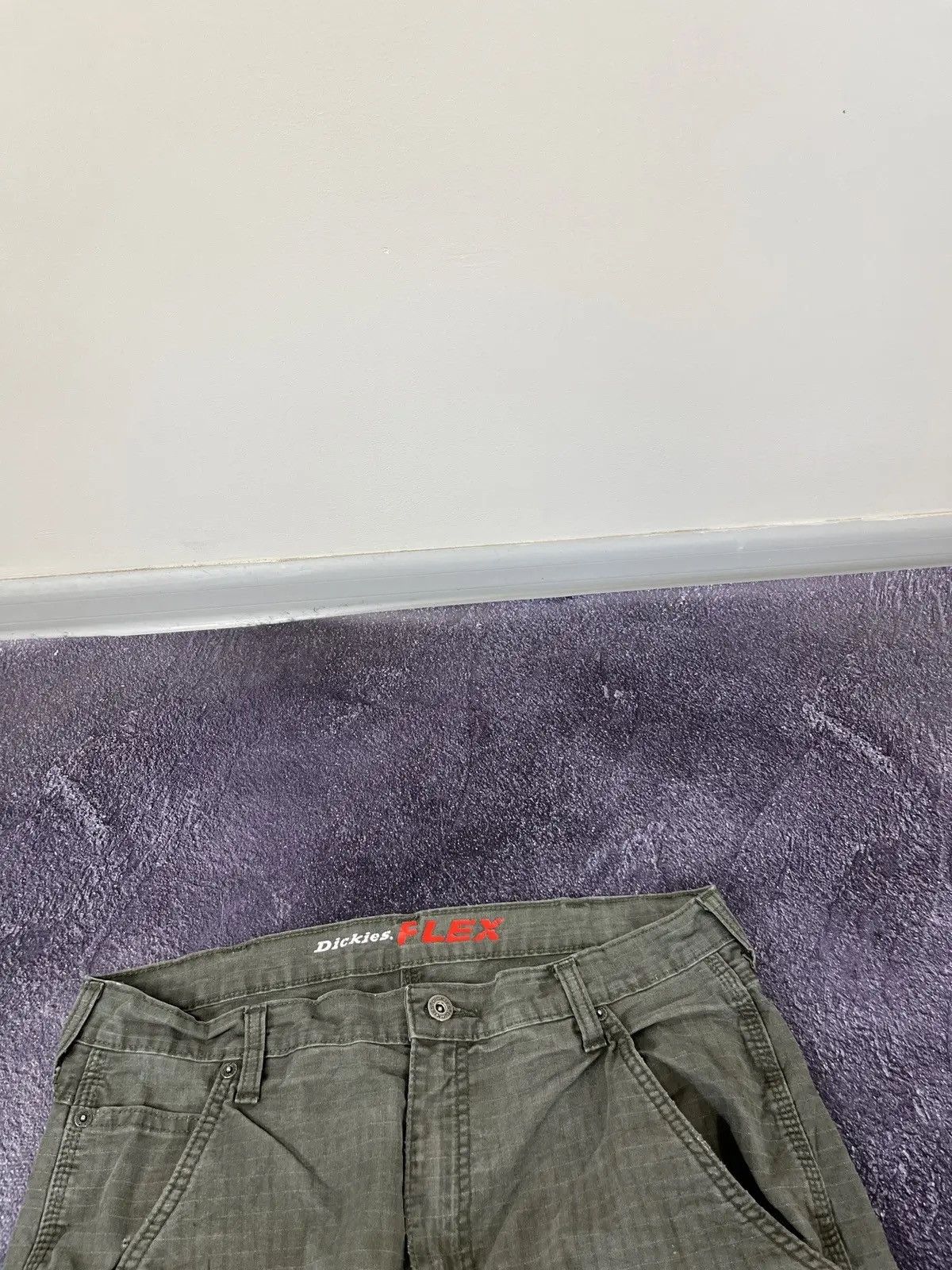Dickies × Vintage Vintage Dickies Y2K Olive Work Hype Baggy Pants Size US 34 / EU 50 - 9 Thumbnail