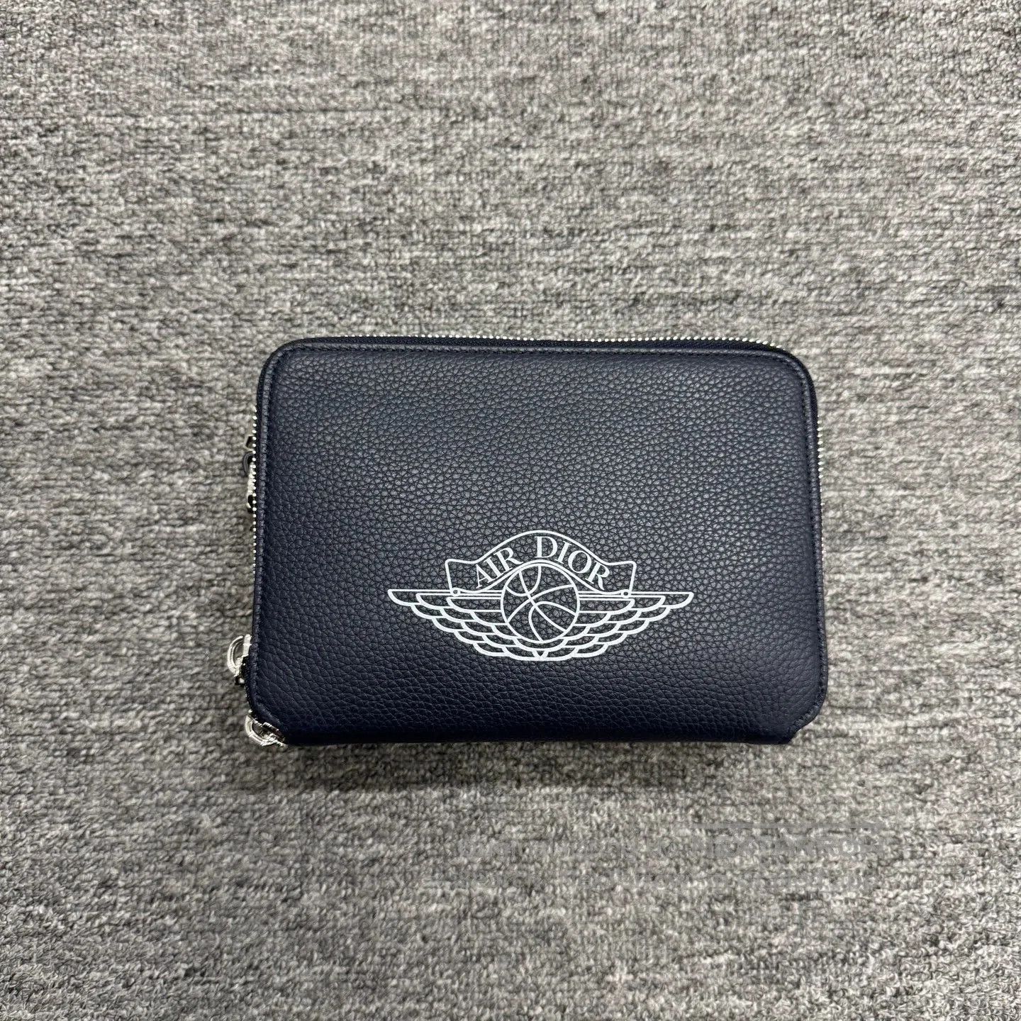 Dior Black Leather Zip. Size ONE SIZE - 2 Thumbnail