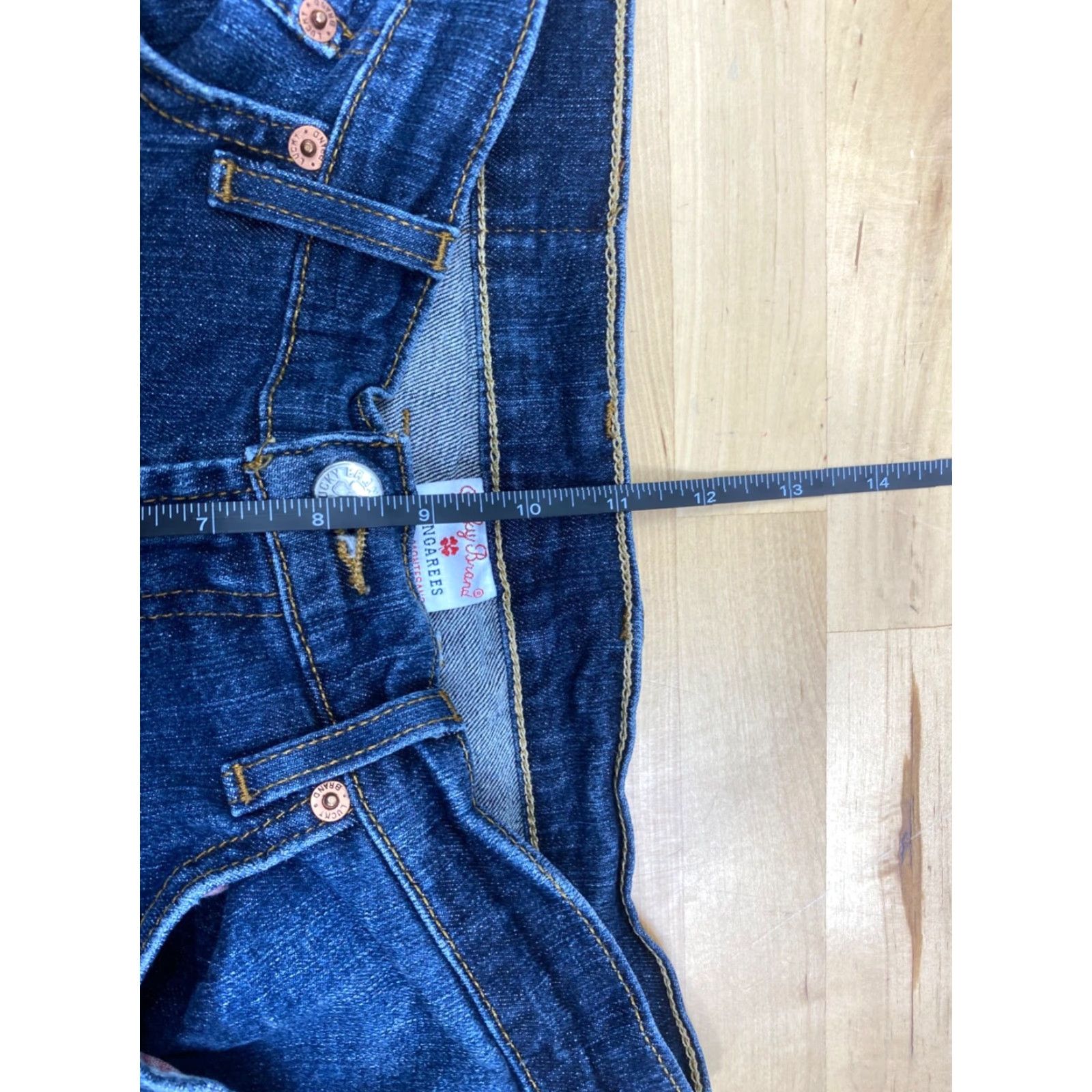 Lucky Brand Lucky Brand Jeans Womens Size 6/28 Medium Wash Mid Rise Classic Rider Denim 7054 Size ONE SIZE - 5 Thumbnail