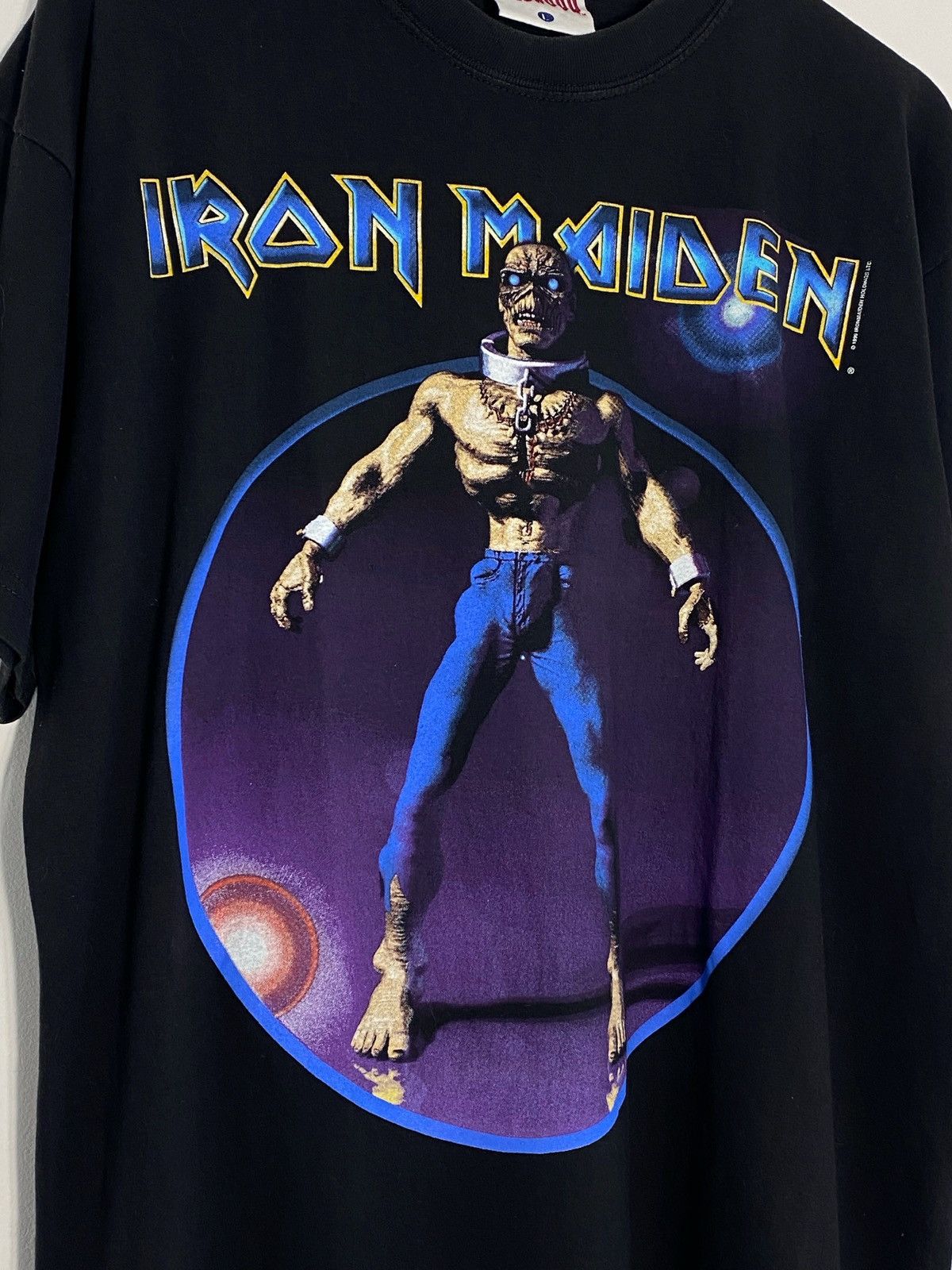Band Tees Vintage 1999 Iron Maiden Ed Hunter Tour Metal T-shirt Size US L / EU 52-54 / 3 - 3 Thumbnail