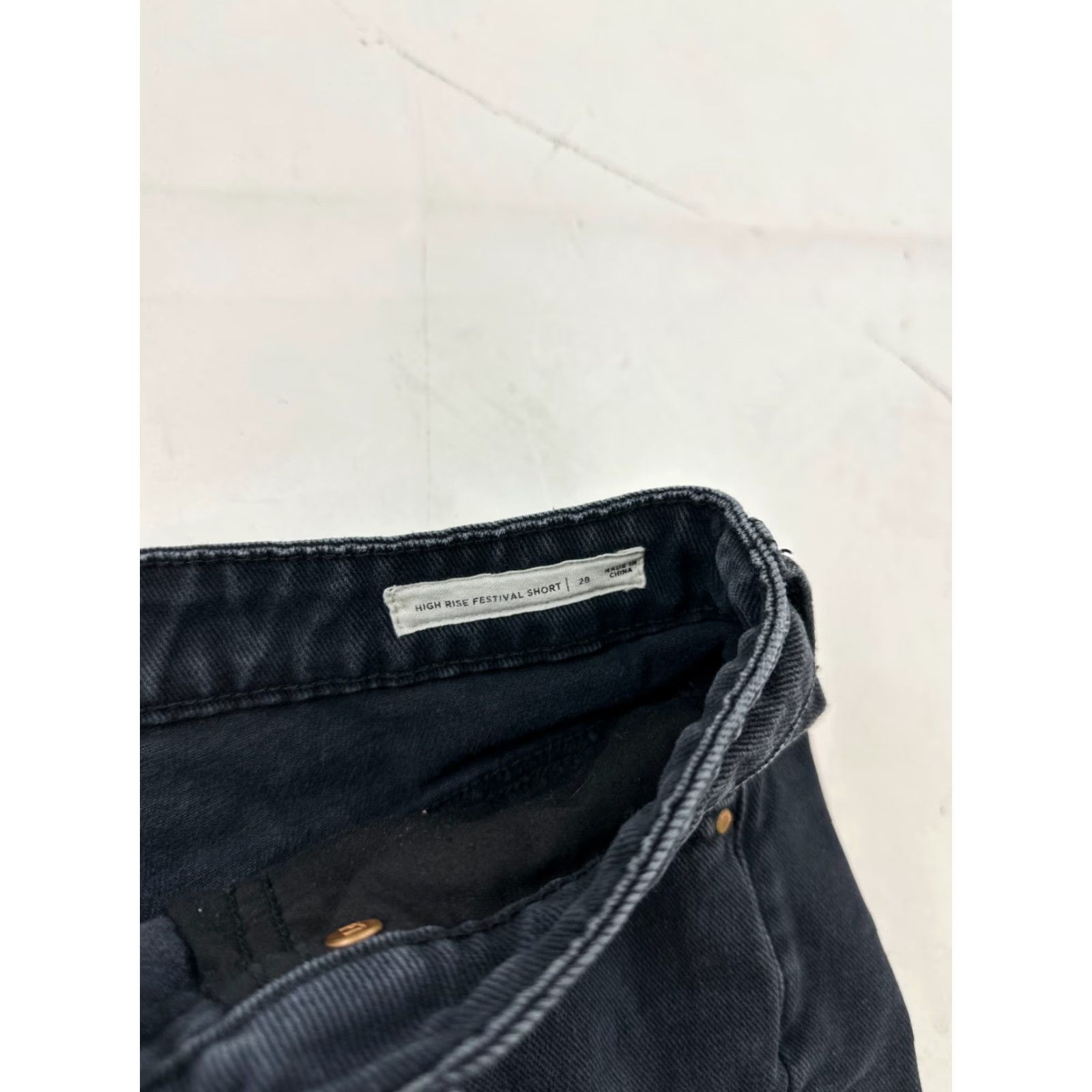 Pacsun Pacsun Shorts Womens 28 Black Denim High Rise Cut-Off Distressed 5-Pocket Button Closure 100% Cotton Festival Casual Summer PacSun Womens) Size 28" / US 6 / IT 42 - 4 Thumbnail