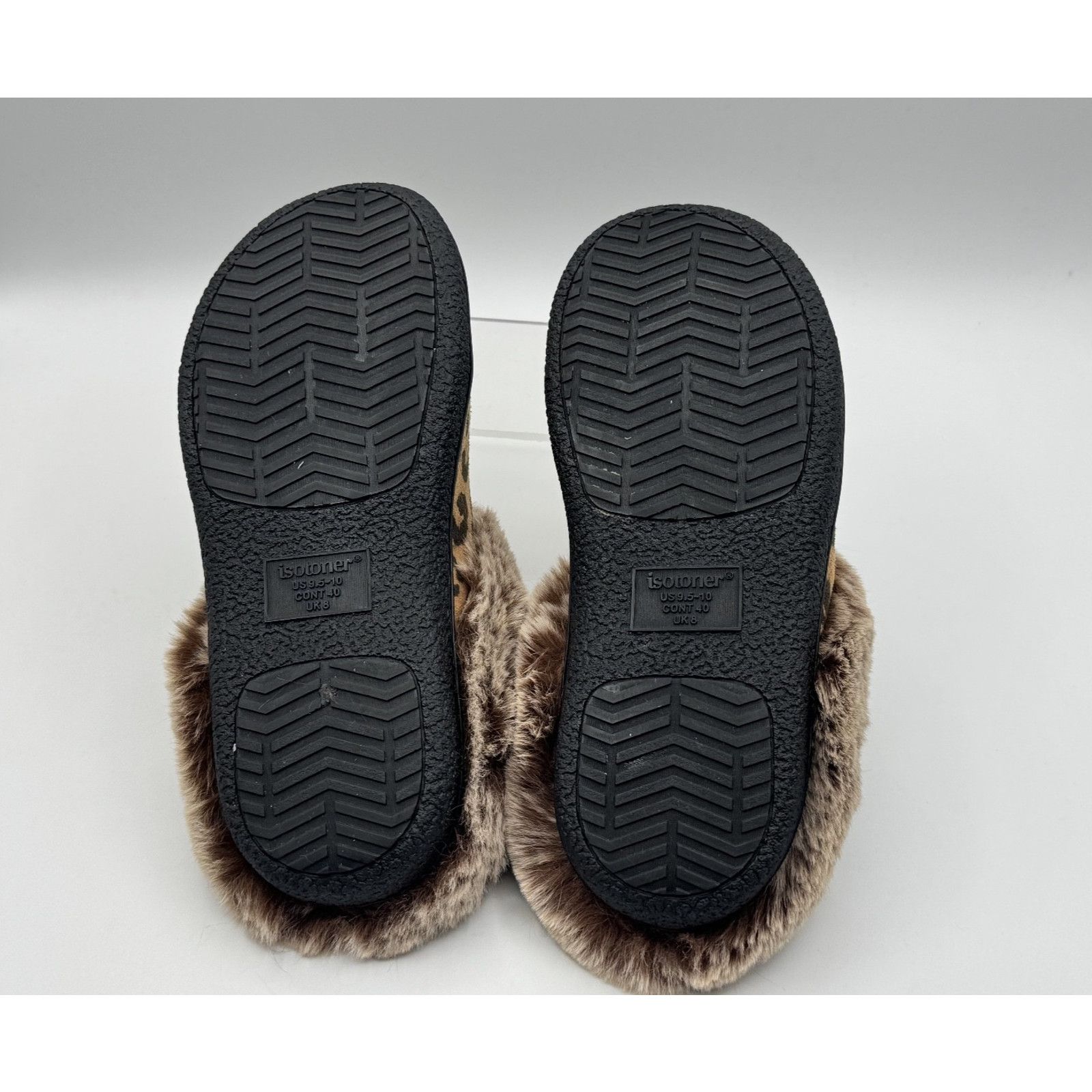 Other Isotoner Women's Classic Comfort Clog Slipper Size Cheetah Size US 9.5 / IT 39.5 - 5 Thumbnail