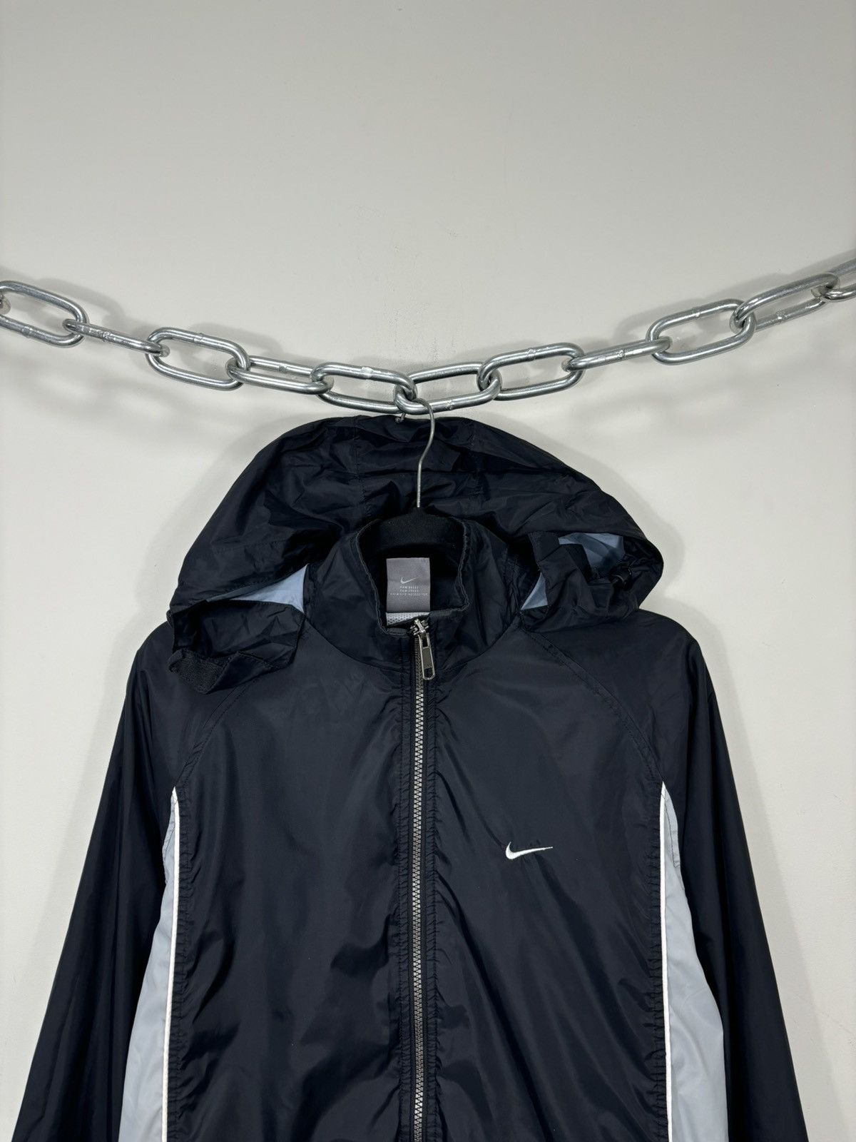 Nike Vintage Nike Y2K Big Swoosh Black Hype Hooded Nylon Jacket Size US M / EU 48-50 / 2 - 4 Thumbnail