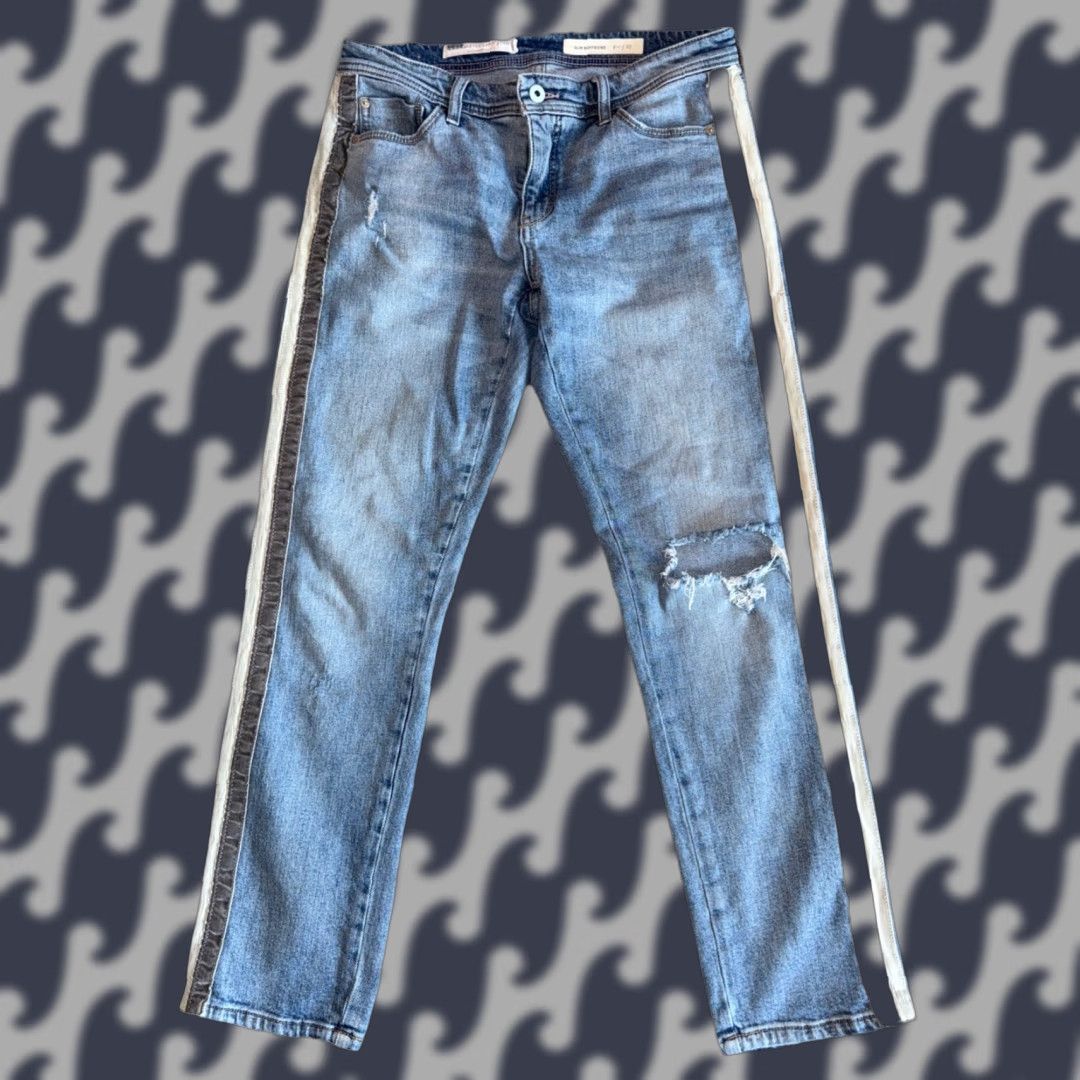 Anthropologie VINTAGE Anthropology Pilcro Slim Boyfriend Jeans Women’s Blue Distressed Side Ribbons 27 Size 24" / US 00 / IT 34 - 1 Thumbnail