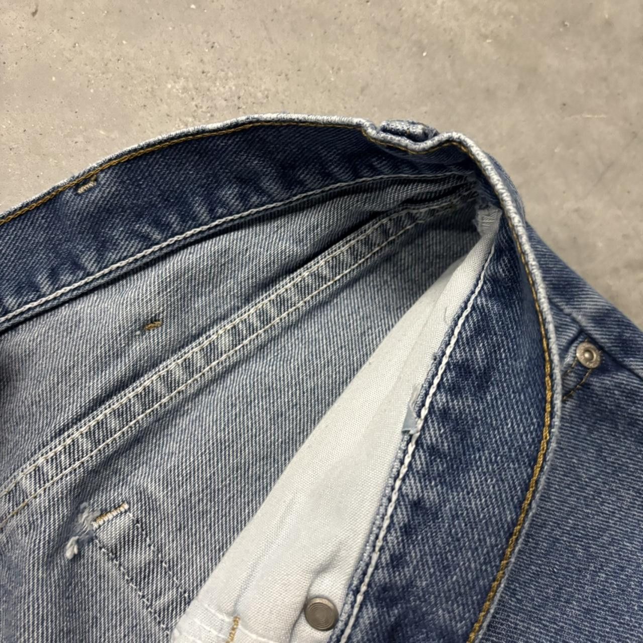 Japanese Brand × Vintage Crazy Vintage Y2K/2000s Blue Wash Essential Denim Jeans! Size US 36 / EU 52 - 8 Thumbnail