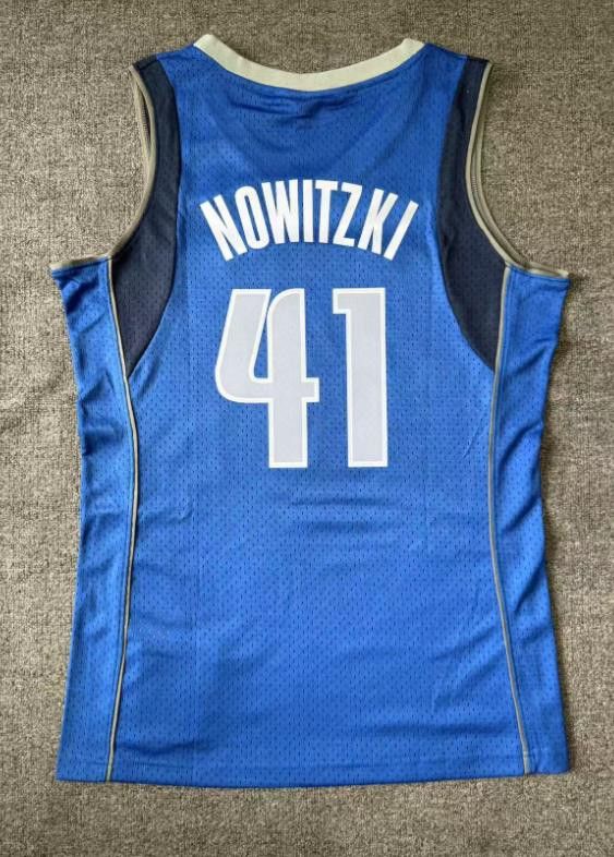 NBA 41 Dirk Nowitzki Jersey Dallas Mavericks Jersey Size US M / EU 48-50 / 2 - 2 Thumbnail