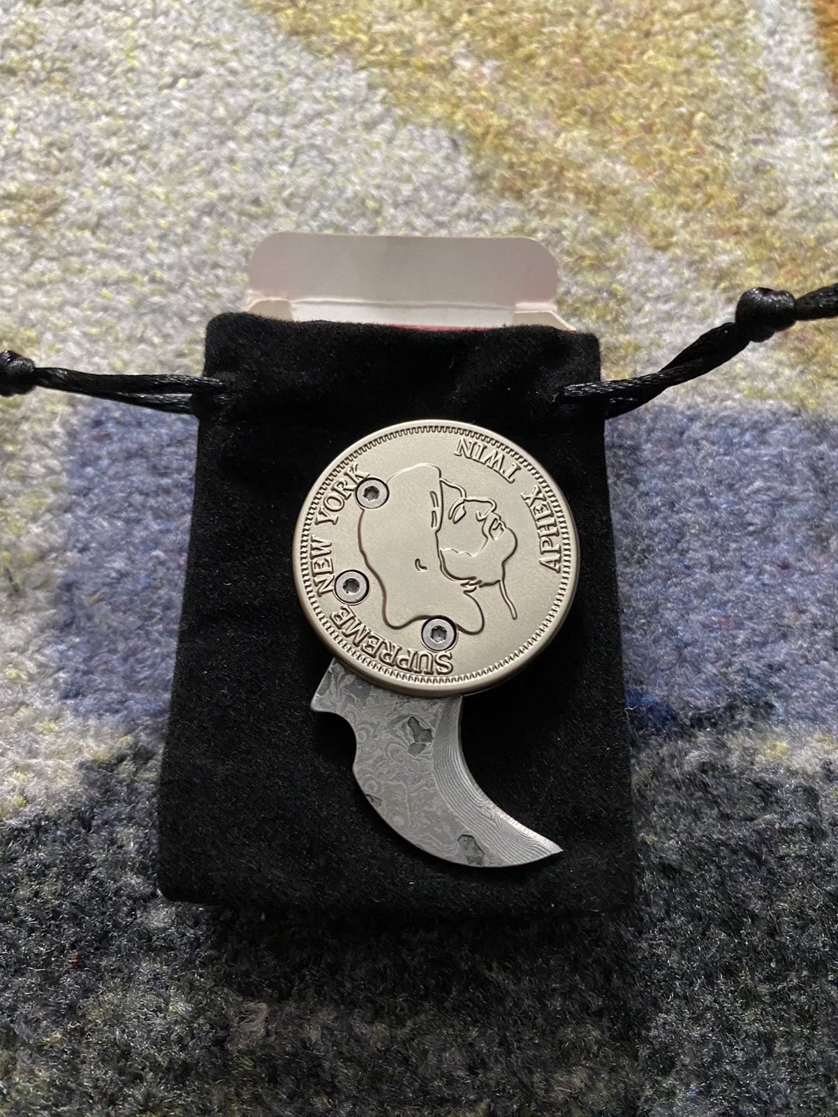 Supreme Supreme Aphex Twin Mantis Coin Knife Silver Size ONE SIZE - 4 Thumbnail