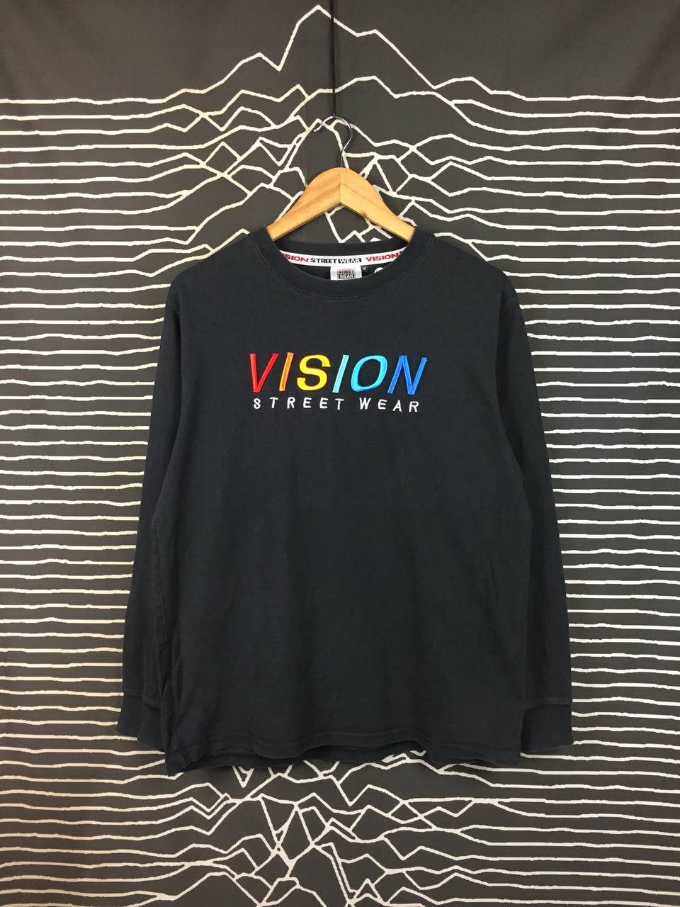 Vision Streetwear Vision Street Wear Embroidered Logo Long Sleeve Tee Size M Size US M / EU 48-50 / 2 - 2 Thumbnail