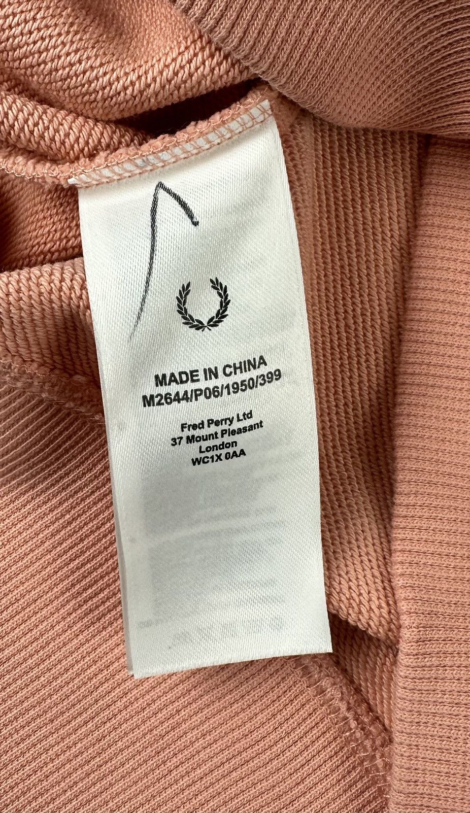 Fred Perry Fred Perry Mens Centre Logo Pink Sweatshirt Size US S / EU 44-46 / 1 - 7 Thumbnail