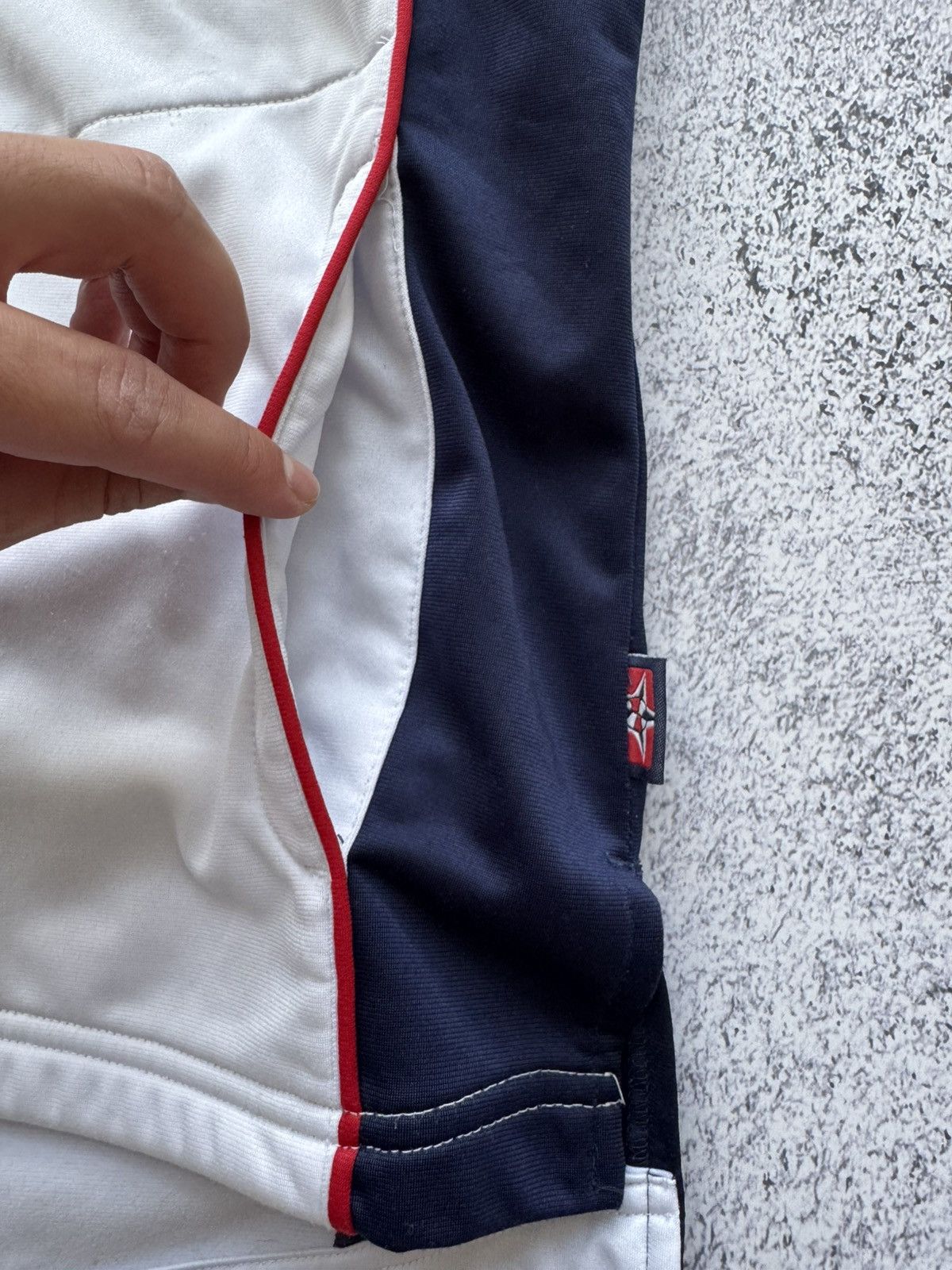 NBA × Reebok × Vintage 2004 TEAM USA BASKETBALL OLYMPIC DREAM TEAM WARM UP HOODIE Size US L / EU 52-54 / 3 - 8 Thumbnail