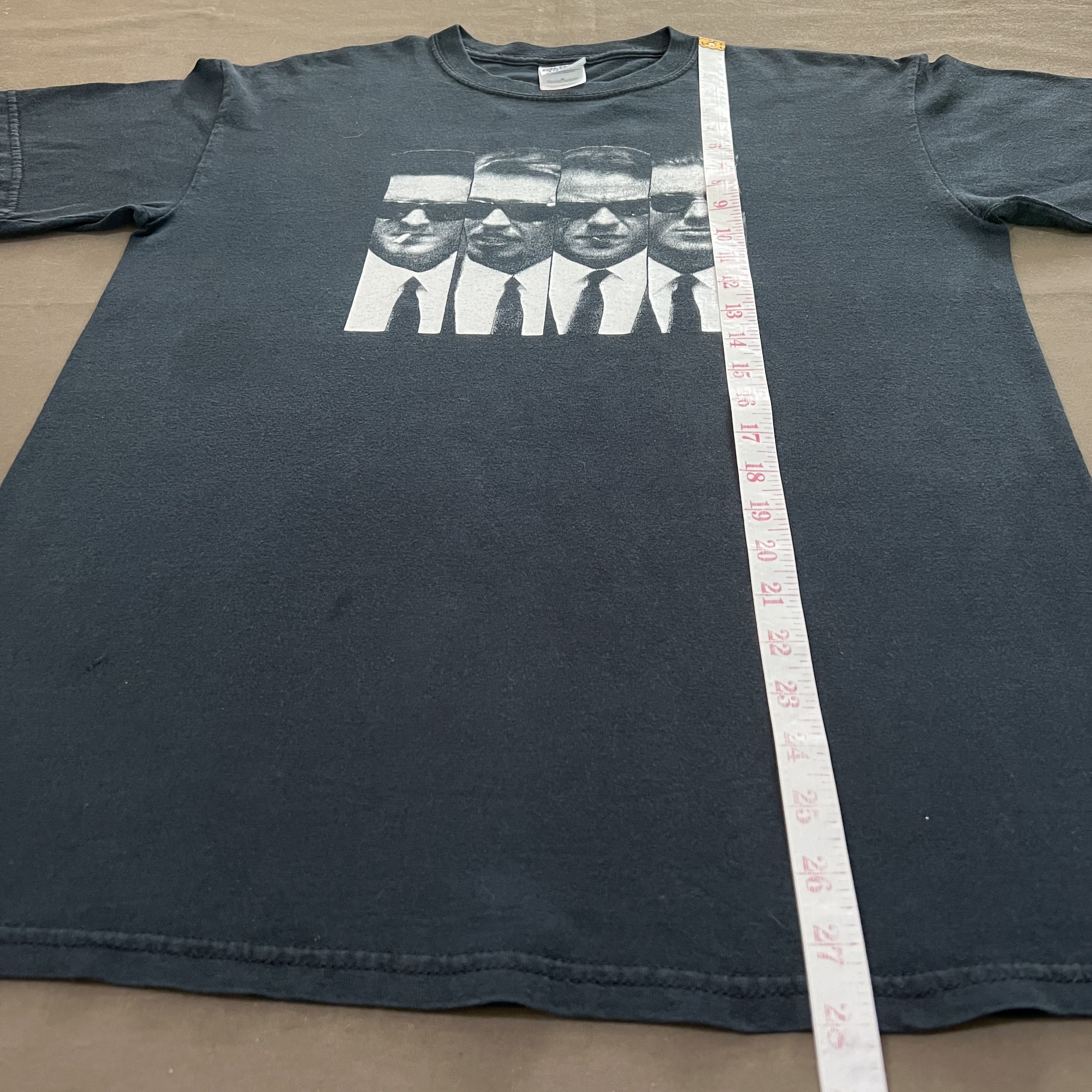 Vintage Vintage Y2K Reservoir Dogs Quentin Tarantino cult movie Tee Size US M / EU 48-50 / 2 - 10 Thumbnail