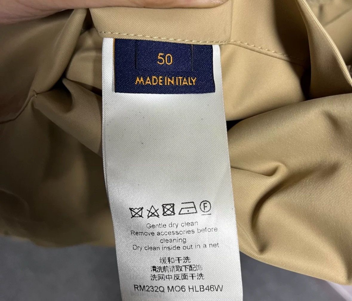 Louis Vuitton Louis Vuitton's latest beige pin full print long jacket Size US M / EU 48-50 / 2 - 7 Thumbnail