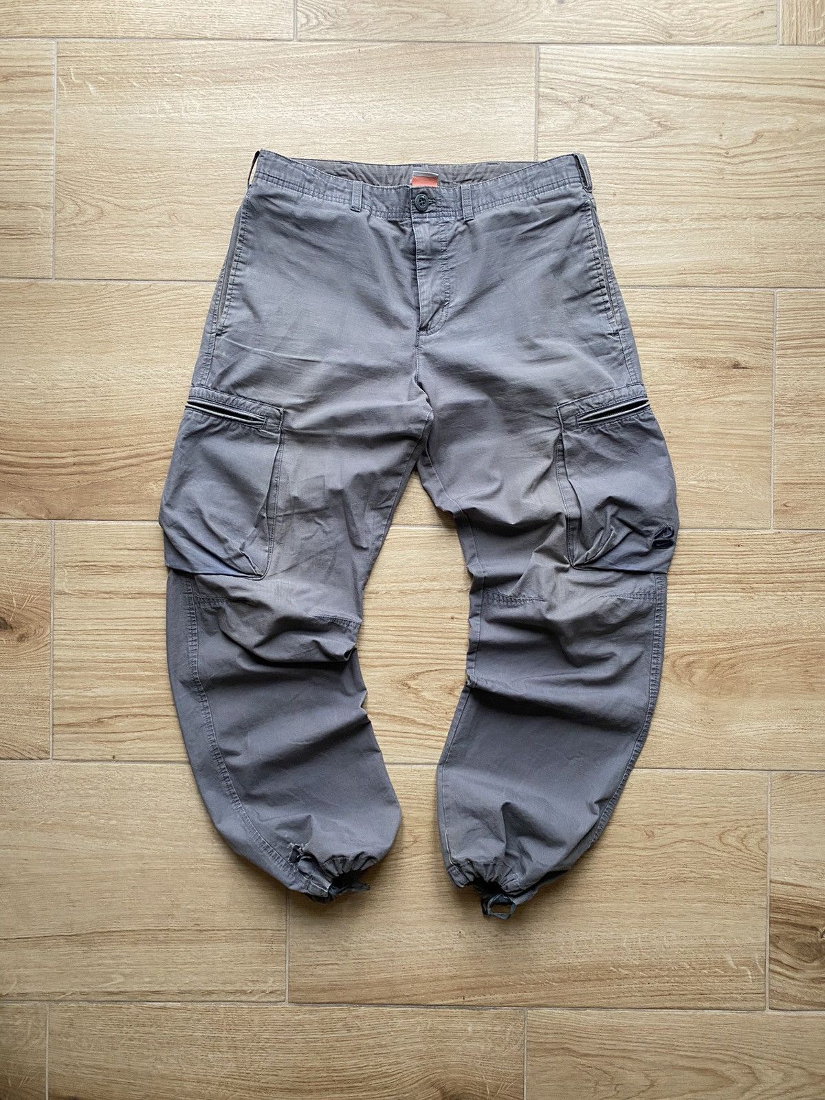 Nike Vintage Nike Cargo Pants Distressed Size US 32 / EU 48 - 2 Thumbnail