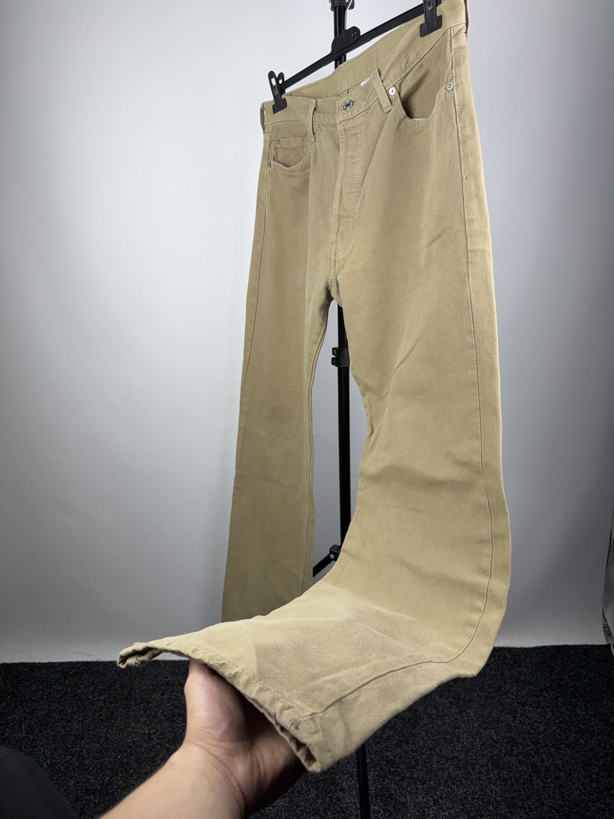 Levi's × Levi's Vintage Clothing Vintage 00s Levi’s 501 Beige Straight Fit Denim Jeans Size US 35 - 5 Thumbnail