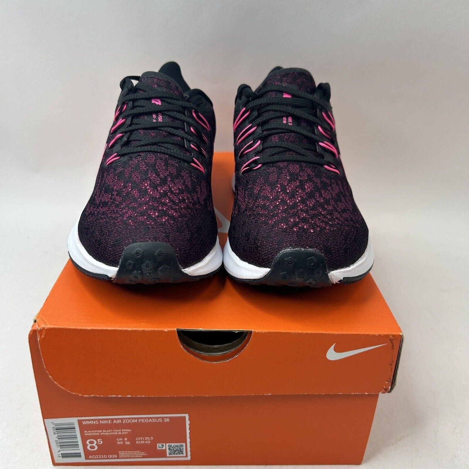 Nike Nike Air Zoom Pegasus 36 WMNS “Pink Blast/True Berry" 2024 Size US 8.5 / IT 38.5 - 2 Thumbnail