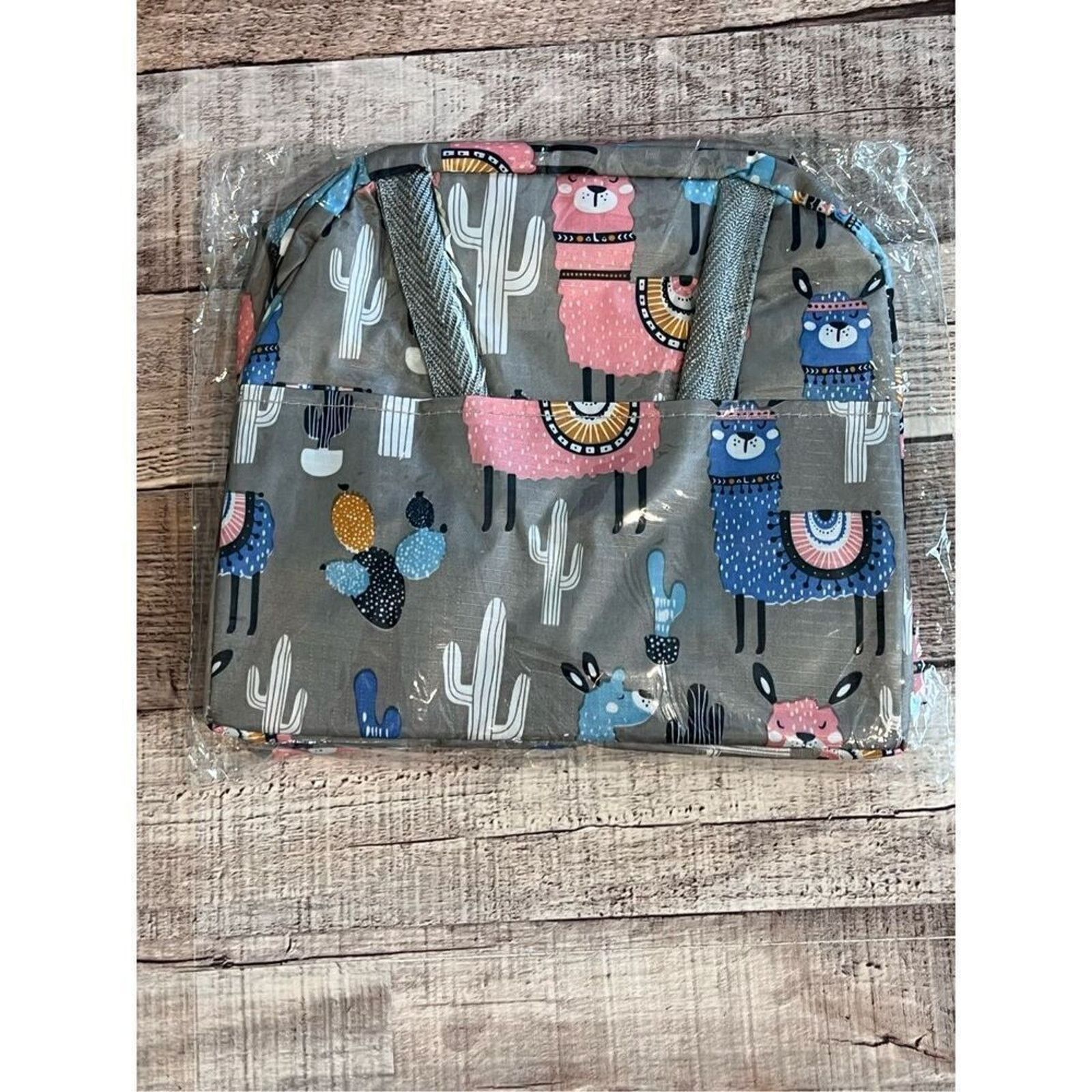 Other Cactus Llama Insulated Lunch Bag Cooler Tote Grey NWT Size ONE SIZE - 4 Thumbnail