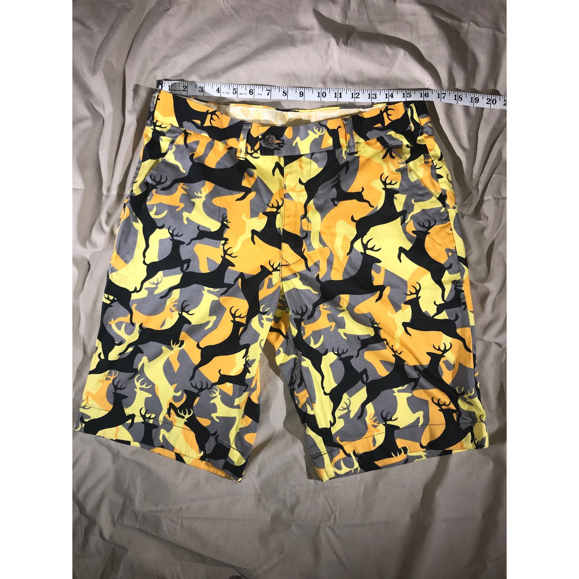 Other Loudmouth Men's Yellow Multi-colored Camo Deer Golf Shorts Size US 32 / EU 48 - 8 Thumbnail