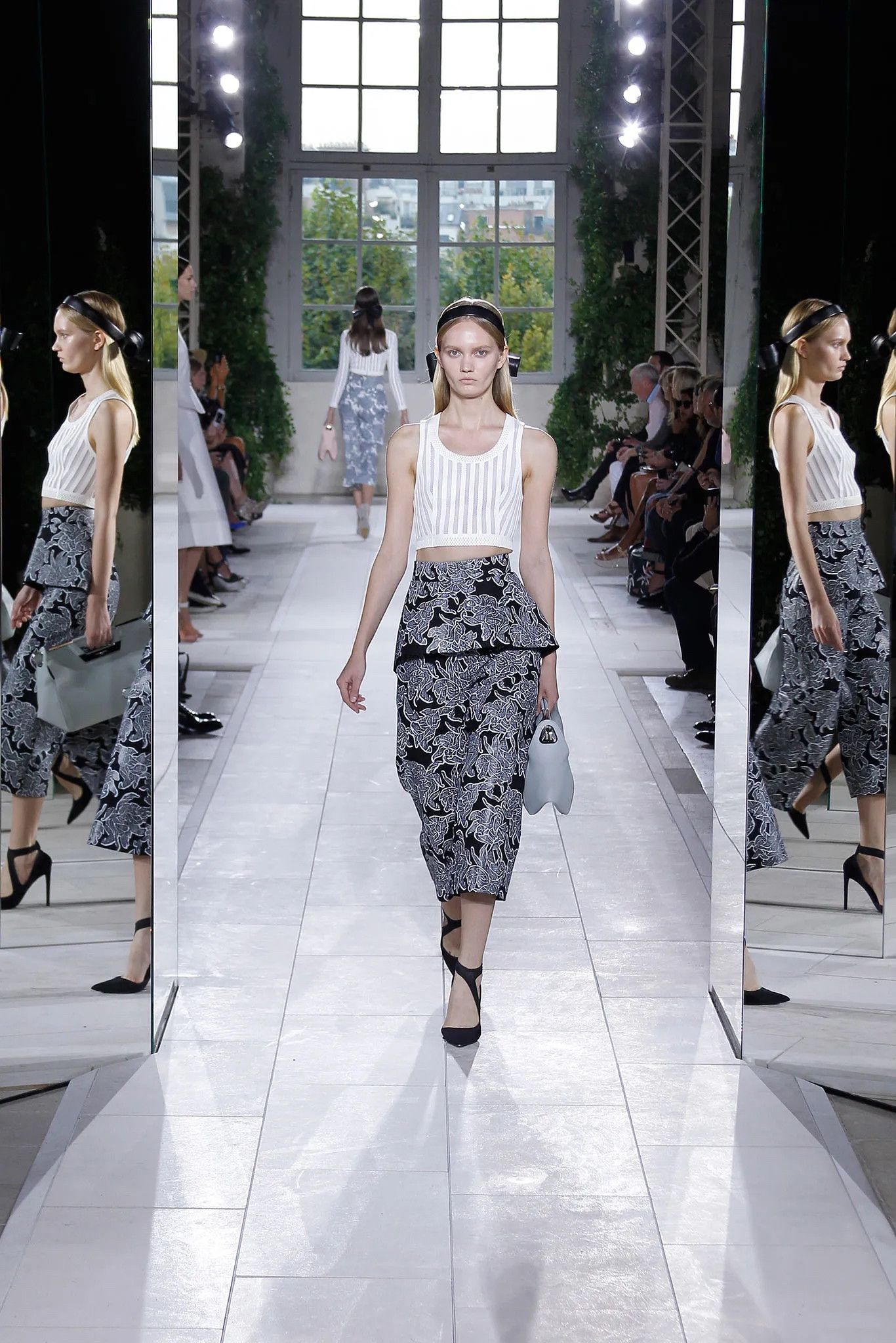 Balenciaga SS2014 painted brocade skirt - FR36 UK6 Small Size 26" / US 2 / IT 38 - 9 Thumbnail