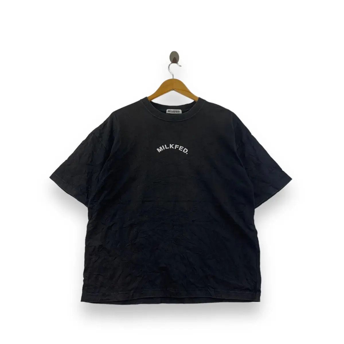 Vintage Vintage MILKFED JAPAN HARAJUKU Center Logo Tee Shirt Top Size US XL / EU 56 / 4 - 1 Thumbnail