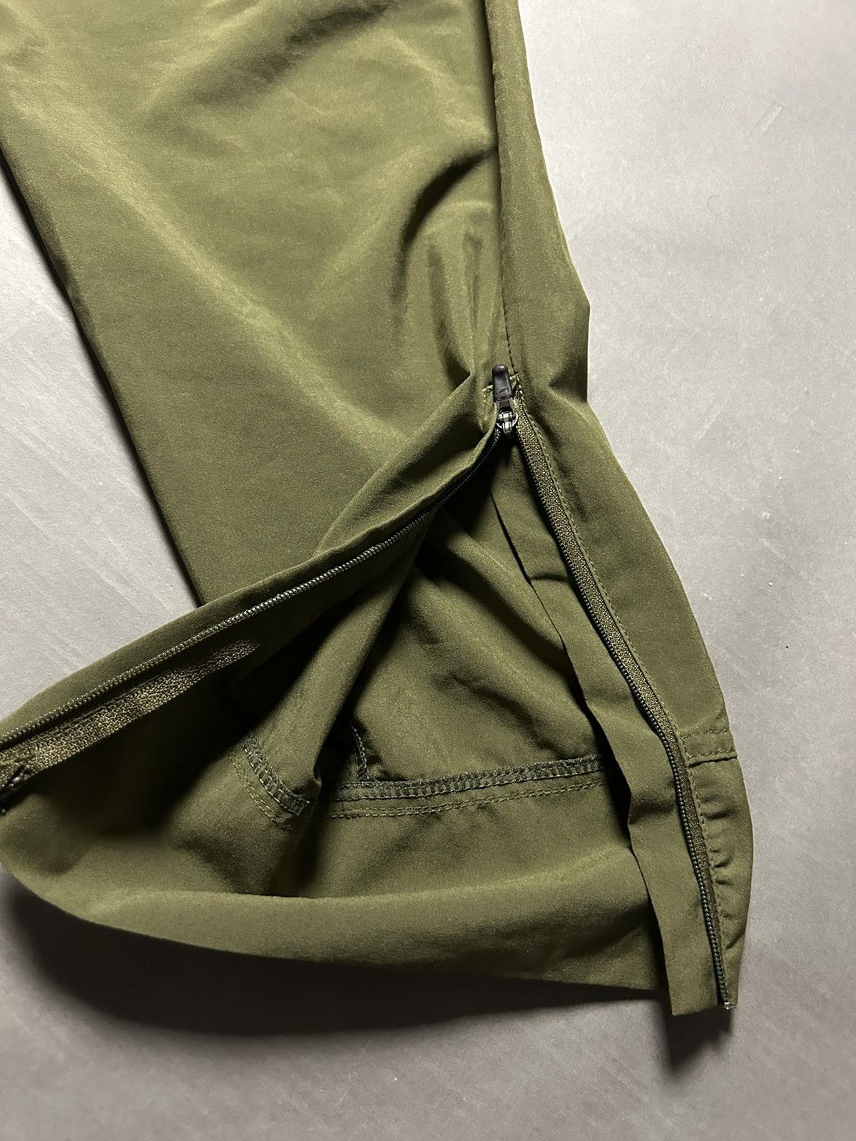 Nike × Vintage Nike vintage khaki track pants drill Y2K Size US 30 / EU 46 - 6 Thumbnail