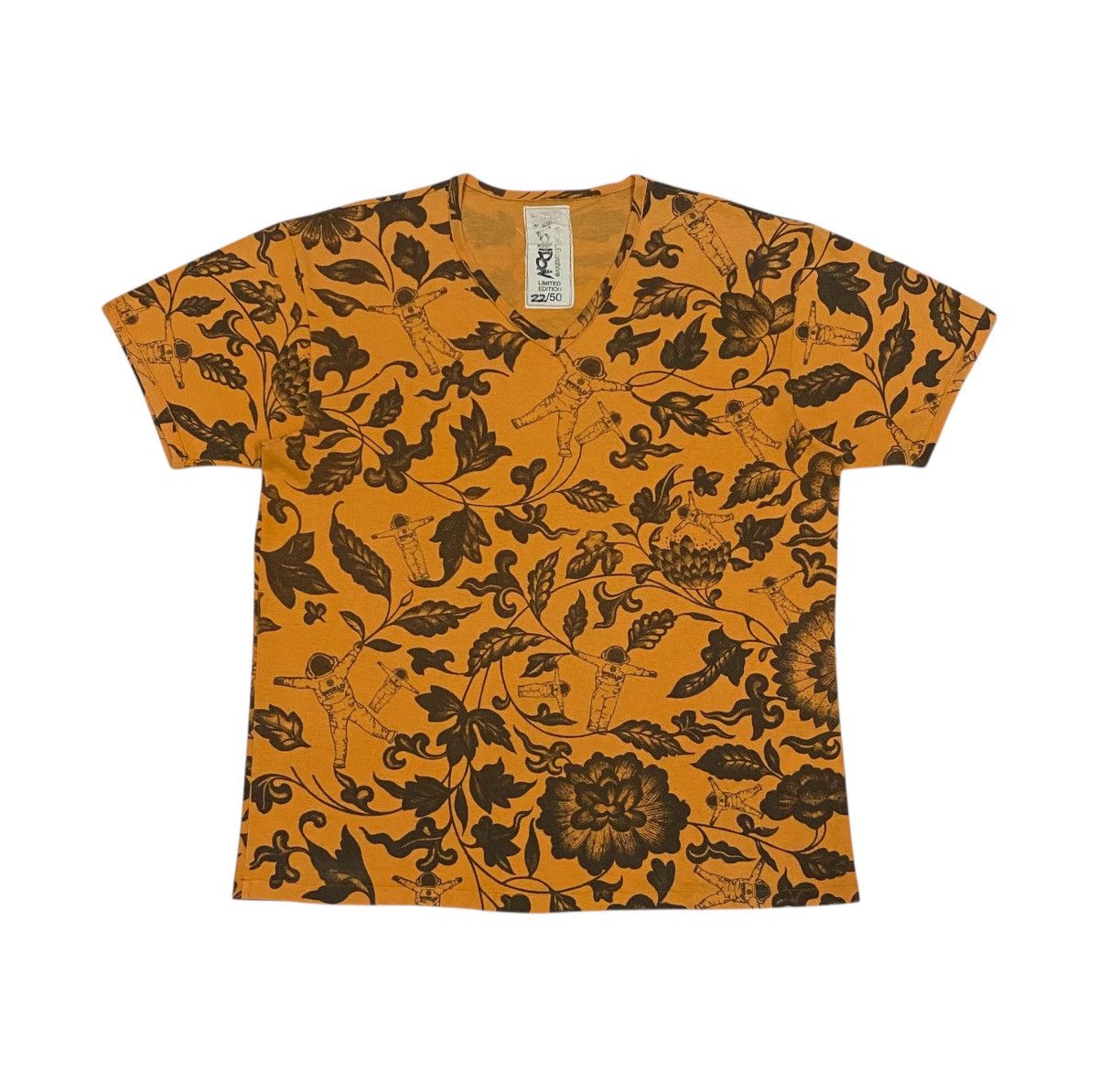 Comme Des Garçons“WORLD ARCHIVE LANDON”LIMITED EDITION 22/50