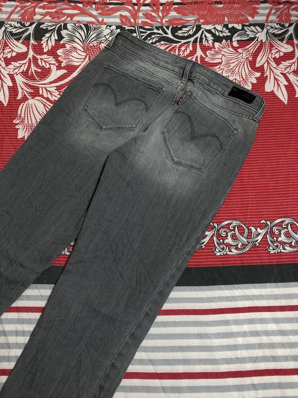 Levi's × Vintage Vintage Levi's Jeans Distressed Denim SKINNY MODERN RISE Size US 32 / EU 48 - 6 Thumbnail