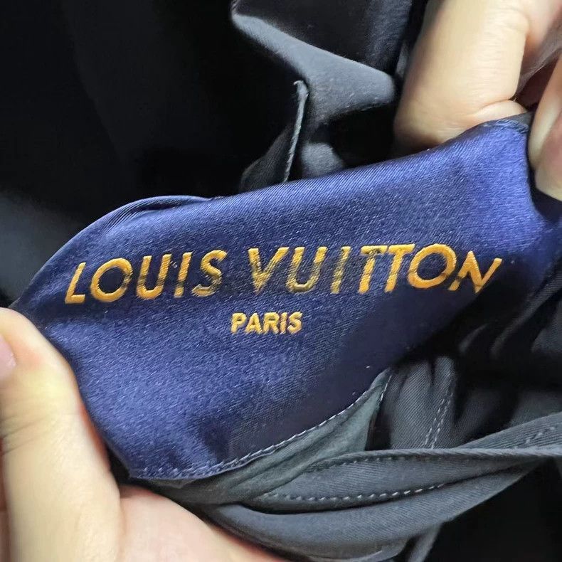Louis Vuitton Louis Vuitton Louis Vuitton Black Nylon Long Sleeve Jacket Size US L / EU 52-54 / 3 - 2 Thumbnail