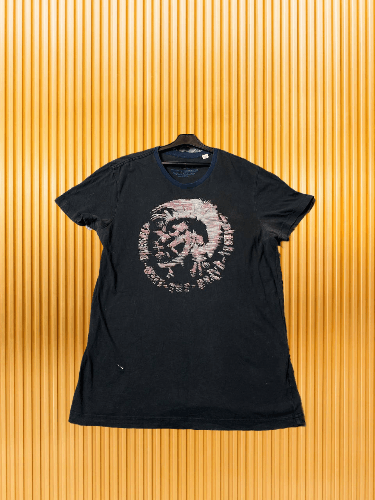 Diesel Vintage Diesel Y2K Big Logo T Shirt Size XL / US 12-14 / IT 48-50 - 1 Thumbnail