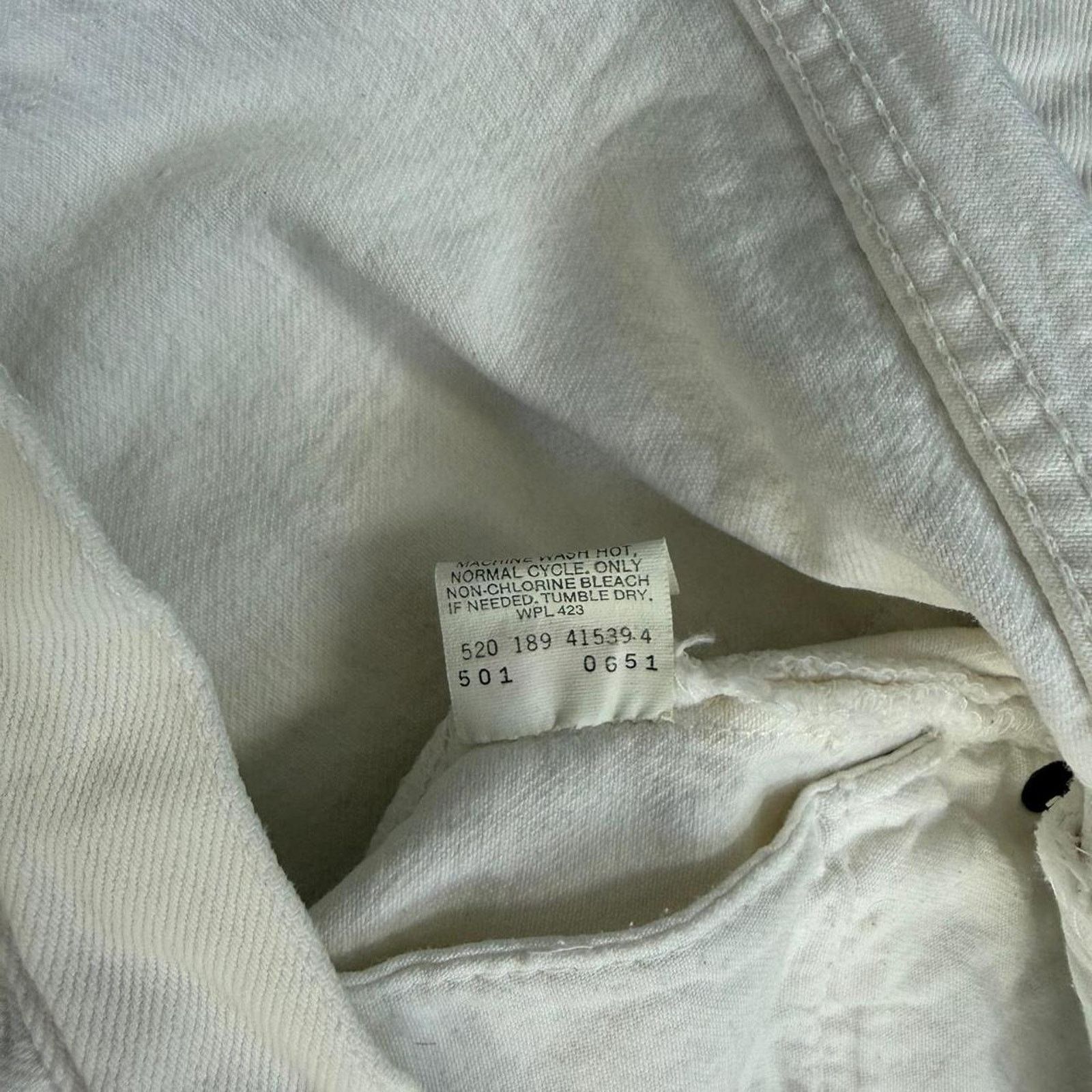 Levi's Vintage 90s levis 501 jeans in white Size US 37 - 7 Thumbnail