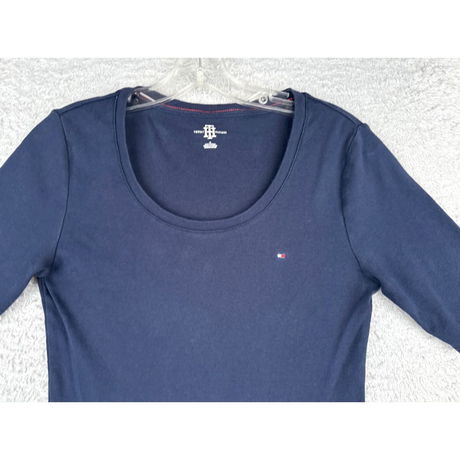 Tommy Hilfiger Tommy Hilfiger Shirt Women Medium Blue Short Sleeve Scoop Neck Cotton Blend Polo Casual Workwear Embroidered Size M / US 6-8 / IT 42-44 - 4 Thumbnail