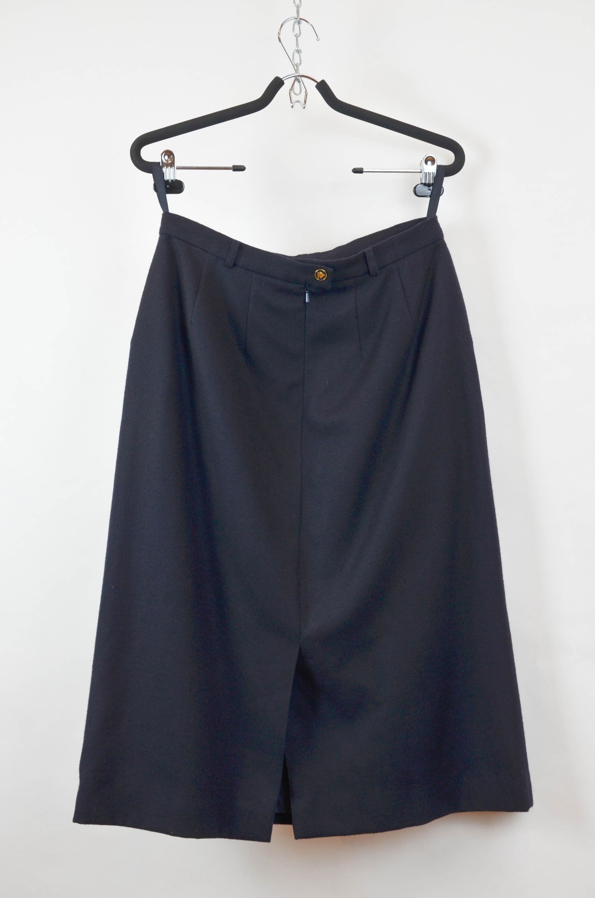 Burberry Burberrys Wool Skirt – Size M (Made in England) Size 29" - 2 Thumbnail