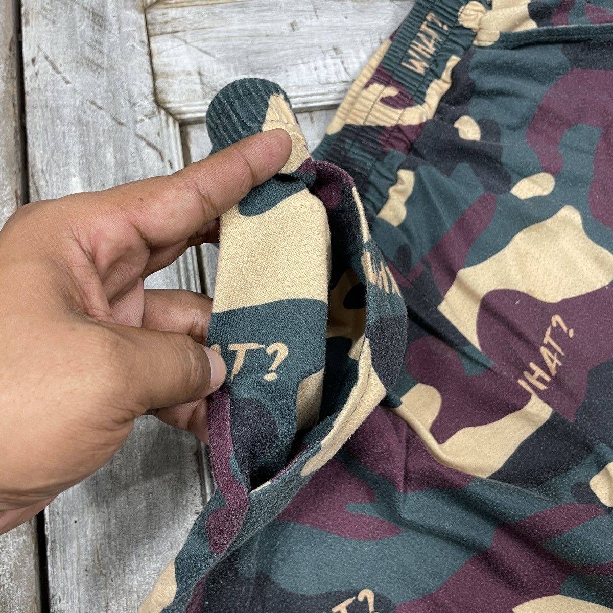 Vintage Vintage Rumwe WHAT Camo Short Size US 32 / EU 48 - 5 Thumbnail