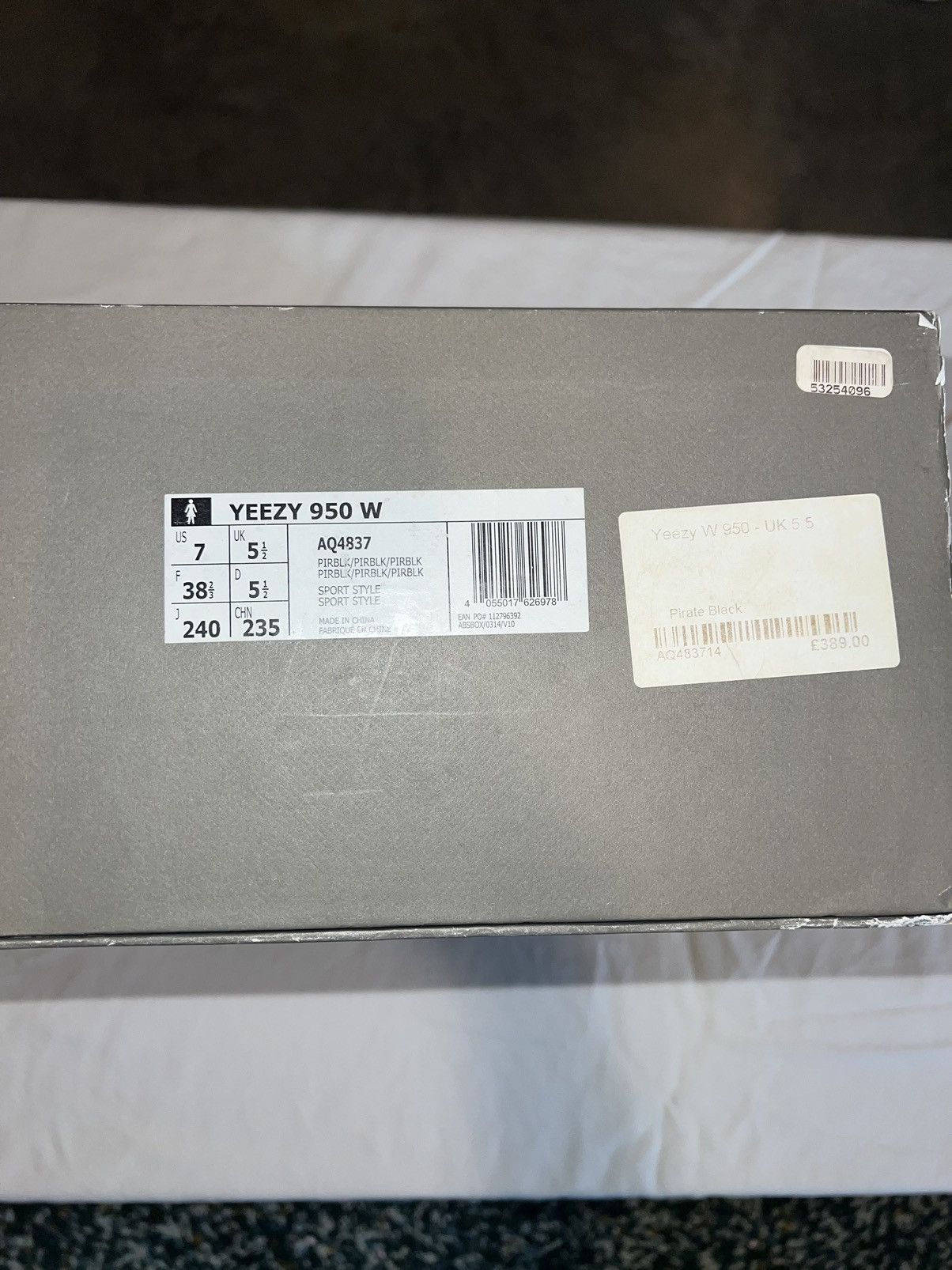 Adidas × Yeezy 2015 Adidas Yeezy Boost 950 Boots Pirate Black W Size 7 Size US 7 / IT 37 - 6 Thumbnail