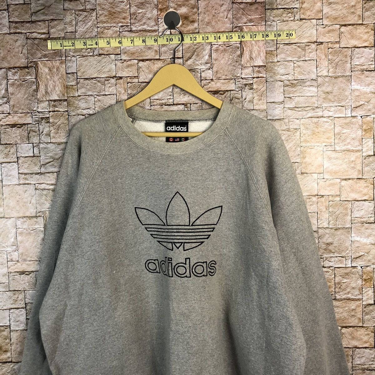 Adidas Adidas baggy vintage Grey Sweatshirt #A708 Size US XL / EU 56 / 4 - 2 Thumbnail