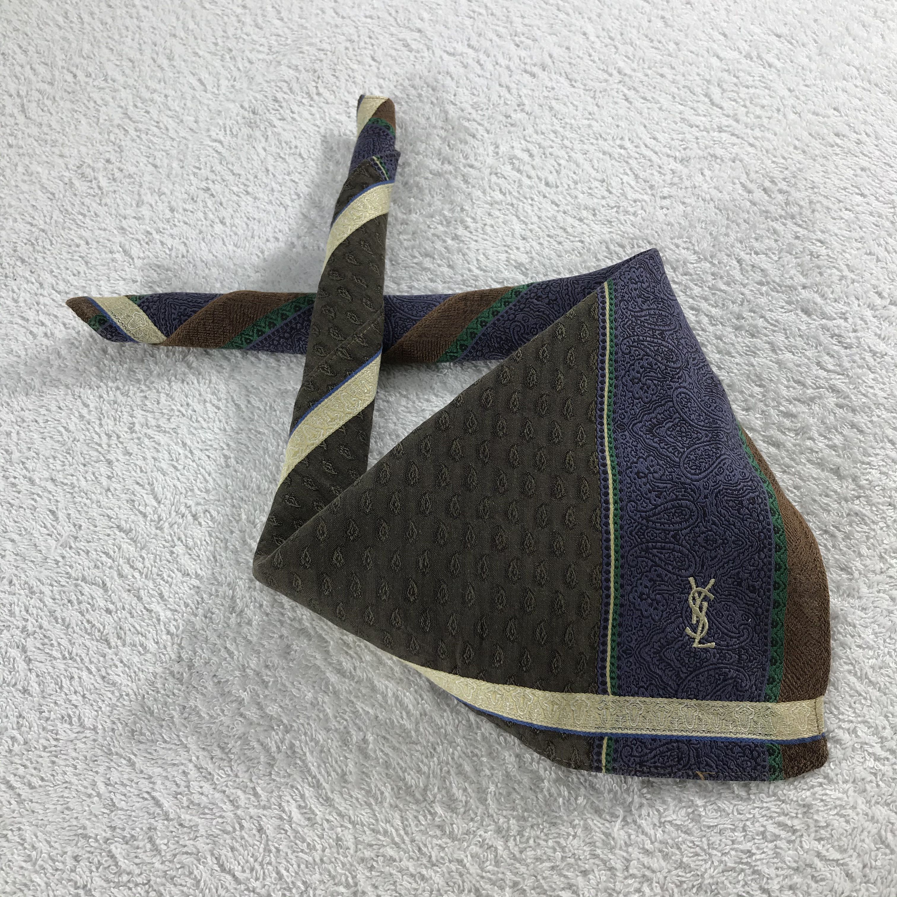 Vintage × Yves Saint Laurent Yves Saint Laurent Bandana / Handkerchief /Neckerchief -S312 Size ONE SIZE - 4 Thumbnail