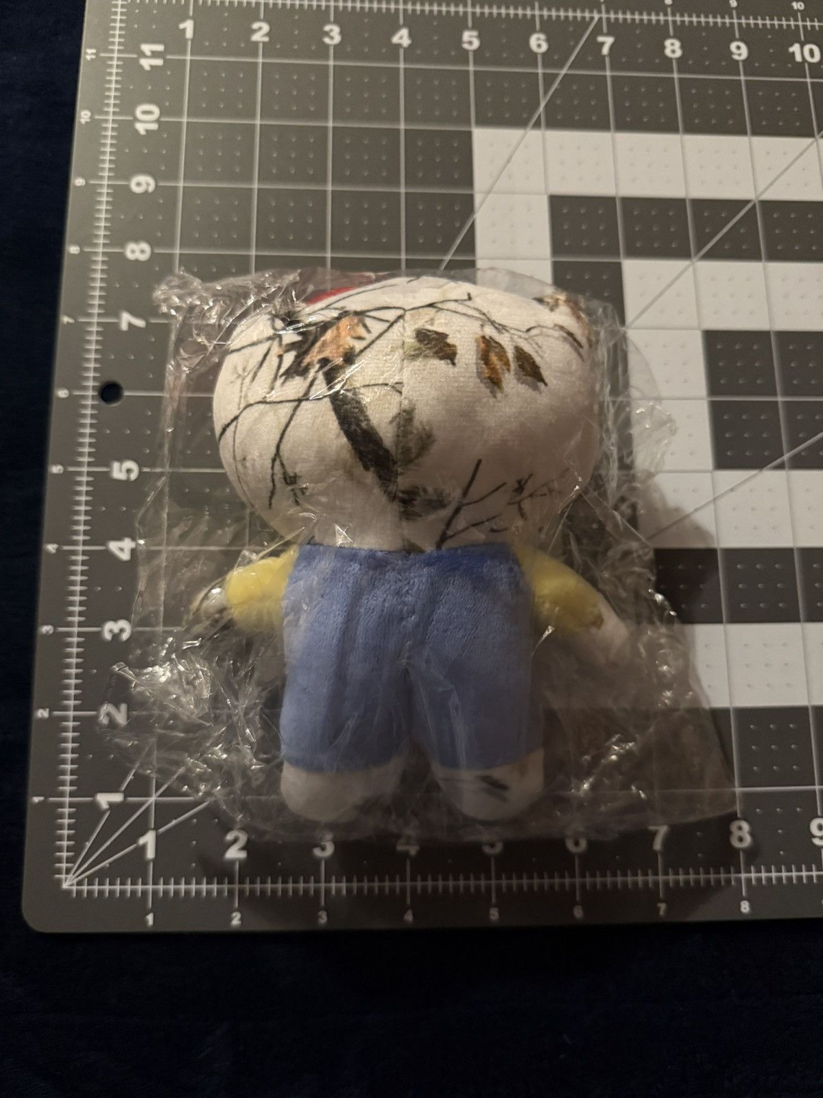 Other Asspizza Fake Tree 6’ Plush Hello Kitty Chucky Size ONE SIZE - 2 Thumbnail