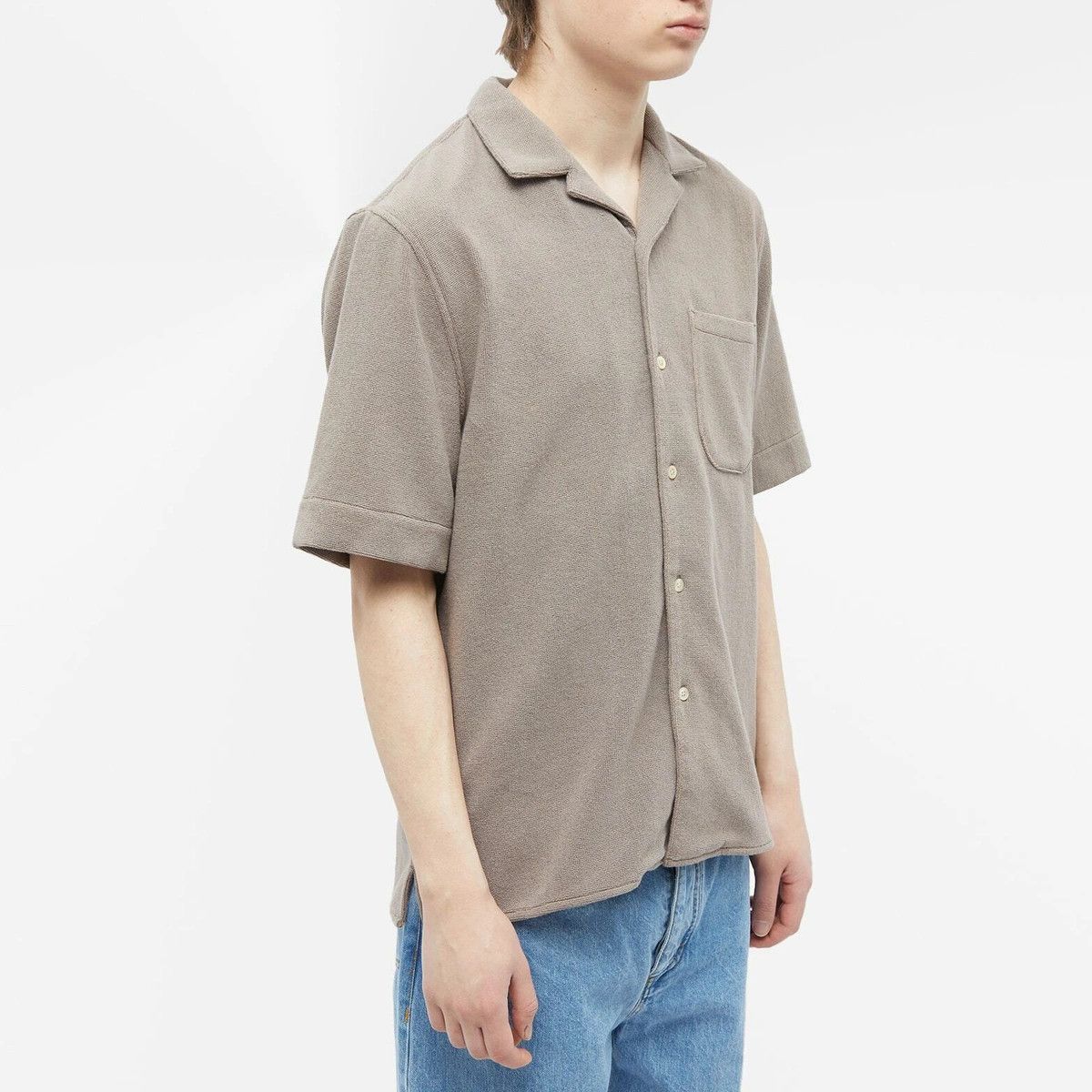 A Kind Of Guise Gioia Shirt in Almond Size US S / EU 44-46 / 1 - 1 Thumbnail