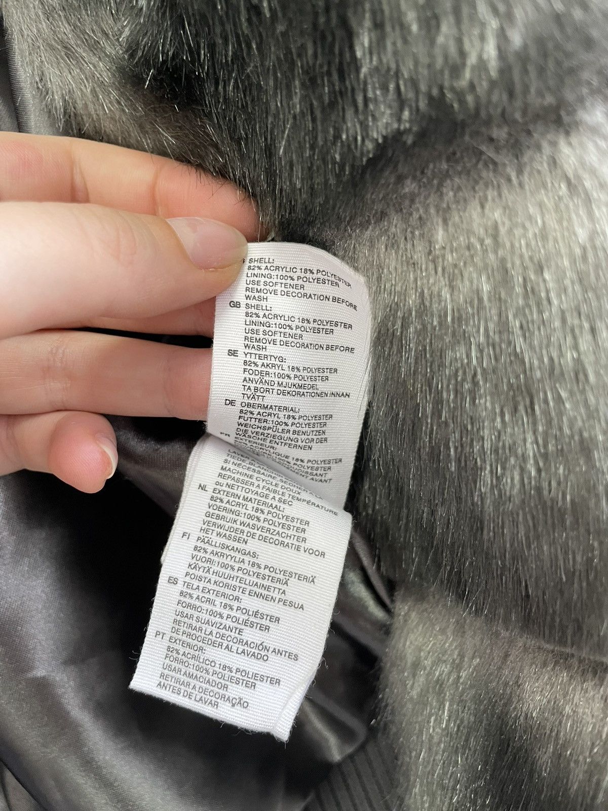 Divided Fur fuzzy bomber jacket hystericglamour style hype y2k Size S / US 4 / IT 40 - 13 Thumbnail