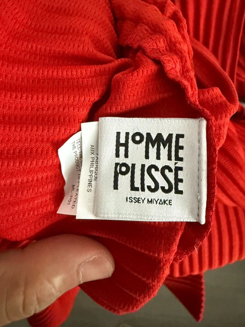 Issey Miyake Issey Miyake size:3 Red pleated cardigan Size S / US 4 / IT 40 - 2 Thumbnail