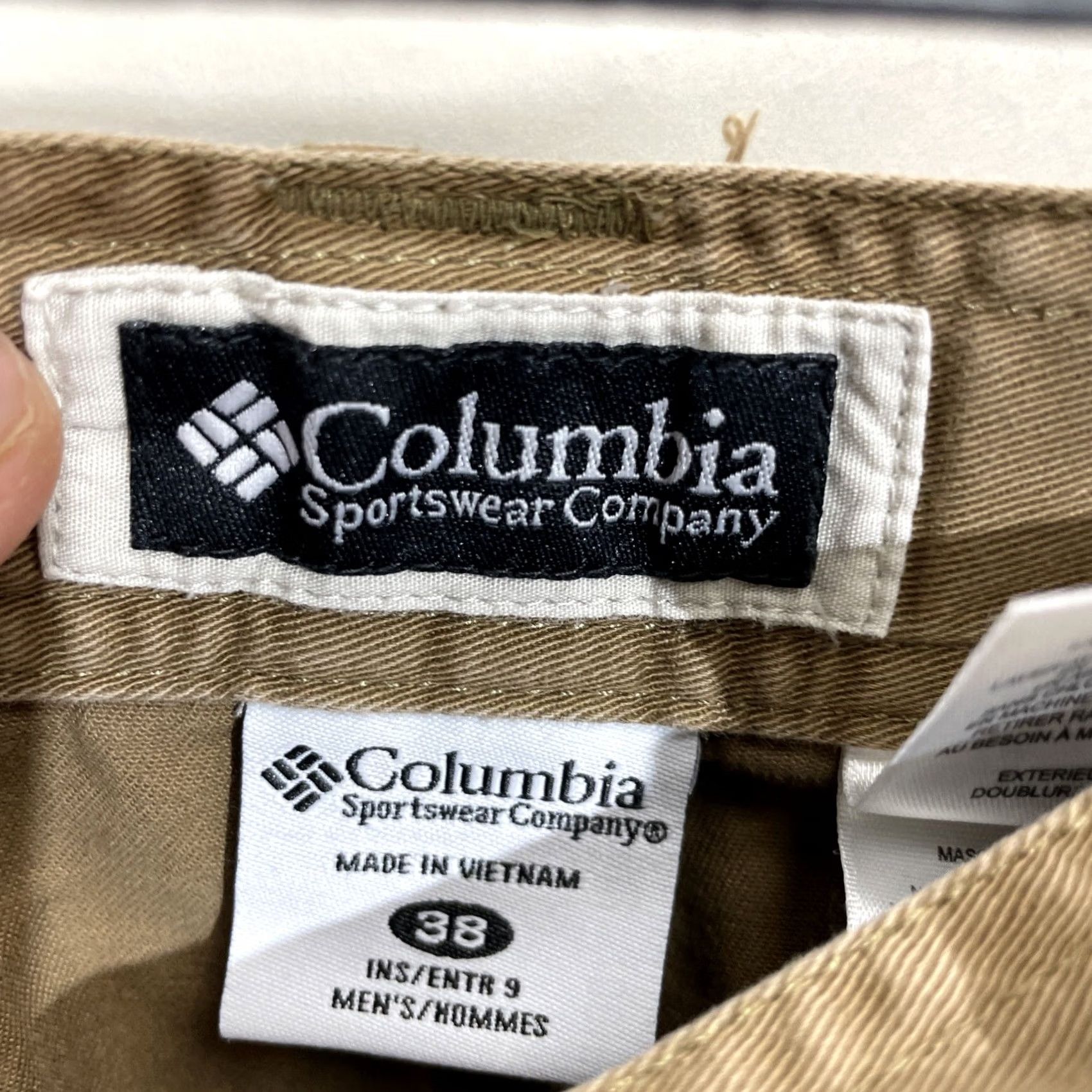 Vintage Columbia Cargo Shorts Mens Size 38 Brown Cotton Canvas 5-Pocket Zip Regular Inseam 8 Cowboy? Size US 38 / EU 54 - 7 Thumbnail