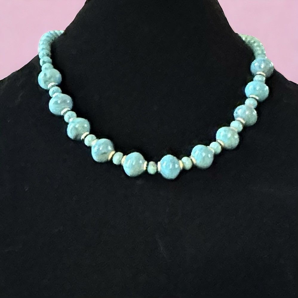 Vintage Vintage blue lucite bead necklace Size ONE SIZE - 1 Thumbnail