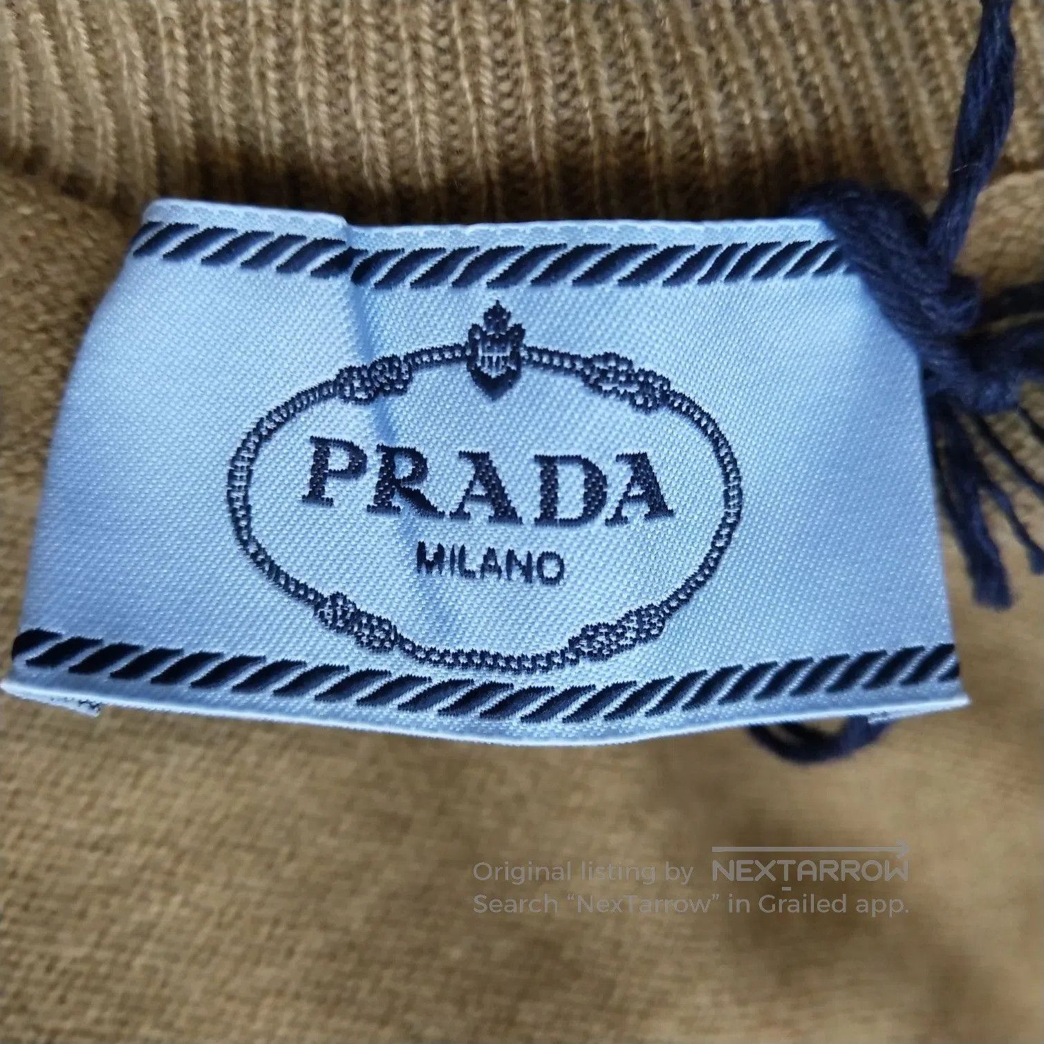 Prada Prada Cashmere Turtleneck Sweater in Beige . Size L / US 10 / IT 46 - 6 Thumbnail