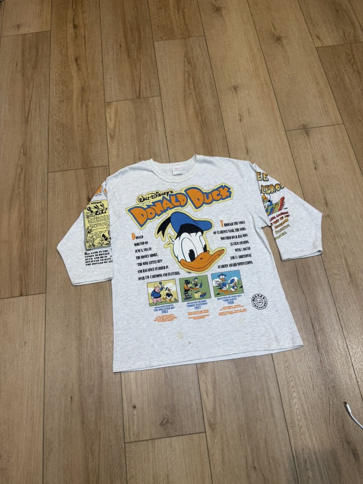 Disney Vintage 1991 Disney Donald Duck Grey Long Sleeve AOP Size US XL / EU 56 / 4 - 1 Thumbnail