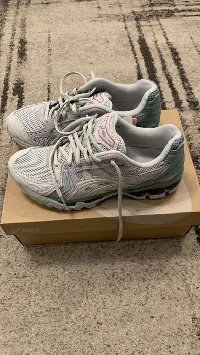 Asics New Asics Gel Kayano 14 Light Sage/Smoke Grey size 39.5-25cm