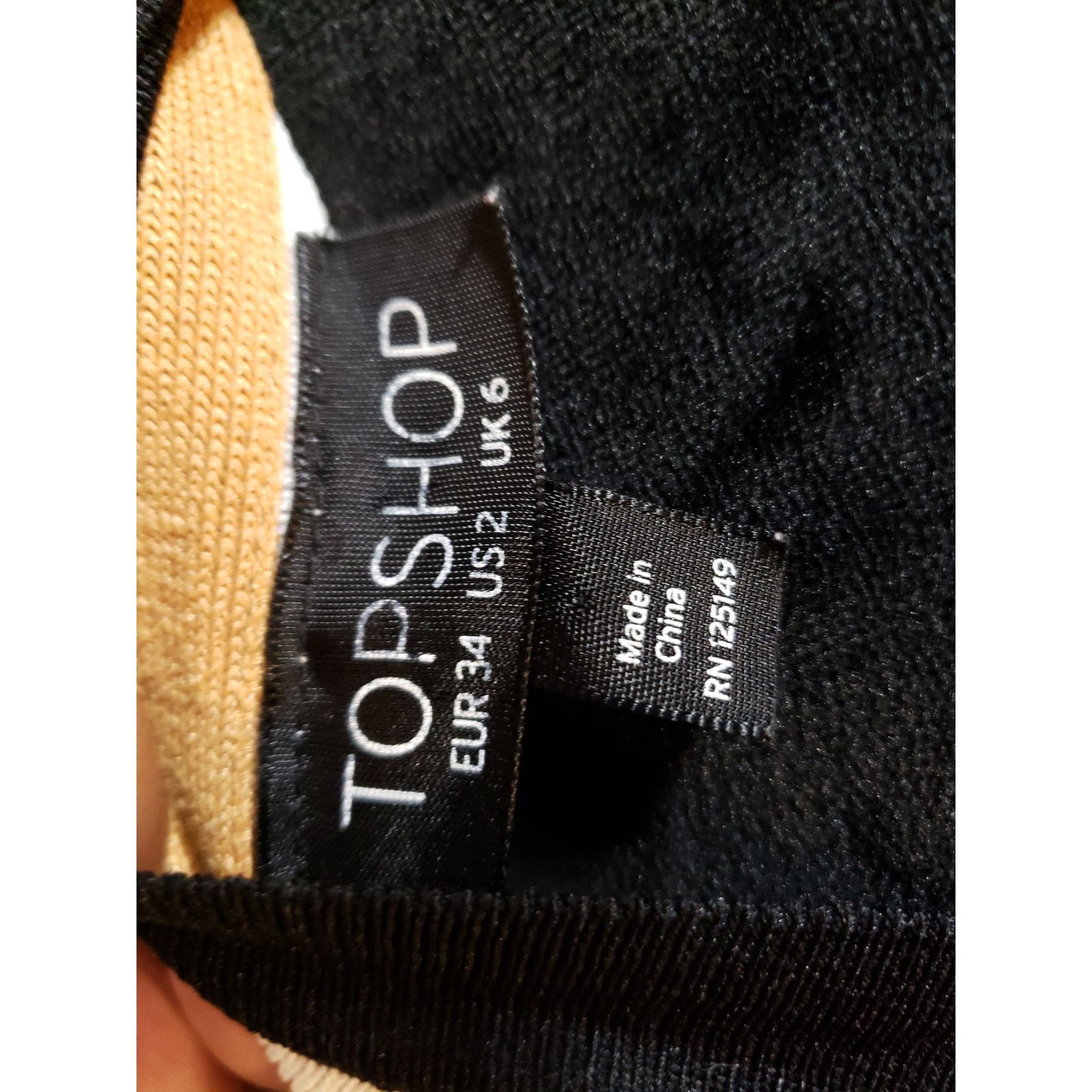 Topshop Topshop Sweater Size 2 Black White Colorblock Knit Pullover Size XS / US 0-2 / IT 36-38 - 8 Thumbnail