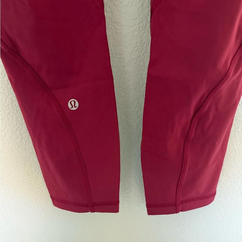 Lululemon Lululemon Time To Sweat Crop Legging Star Ruby Berry Pink 6 Size 28" / US 6 / IT 42 - 8 Thumbnail