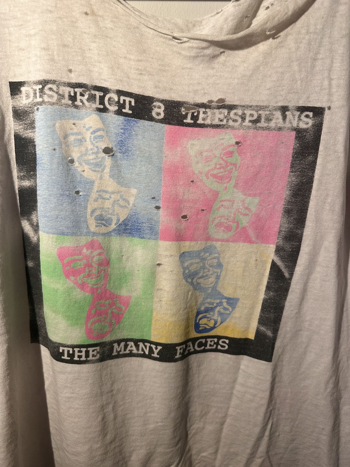 Vintage *Rare Vintage* ‘District 8 Thespians The Many Faces’ Ringer Size US M / EU 48-50 / 2 - 5 Thumbnail