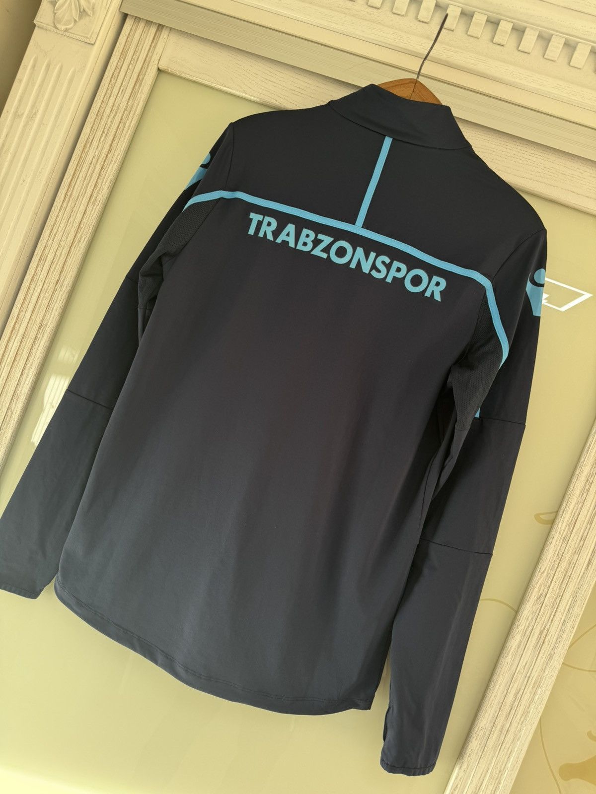 Macron Trabzonspor 2021-2022 Soccer Training Top Football Jersey Size US S / EU 44-46 / 1 - 7 Thumbnail