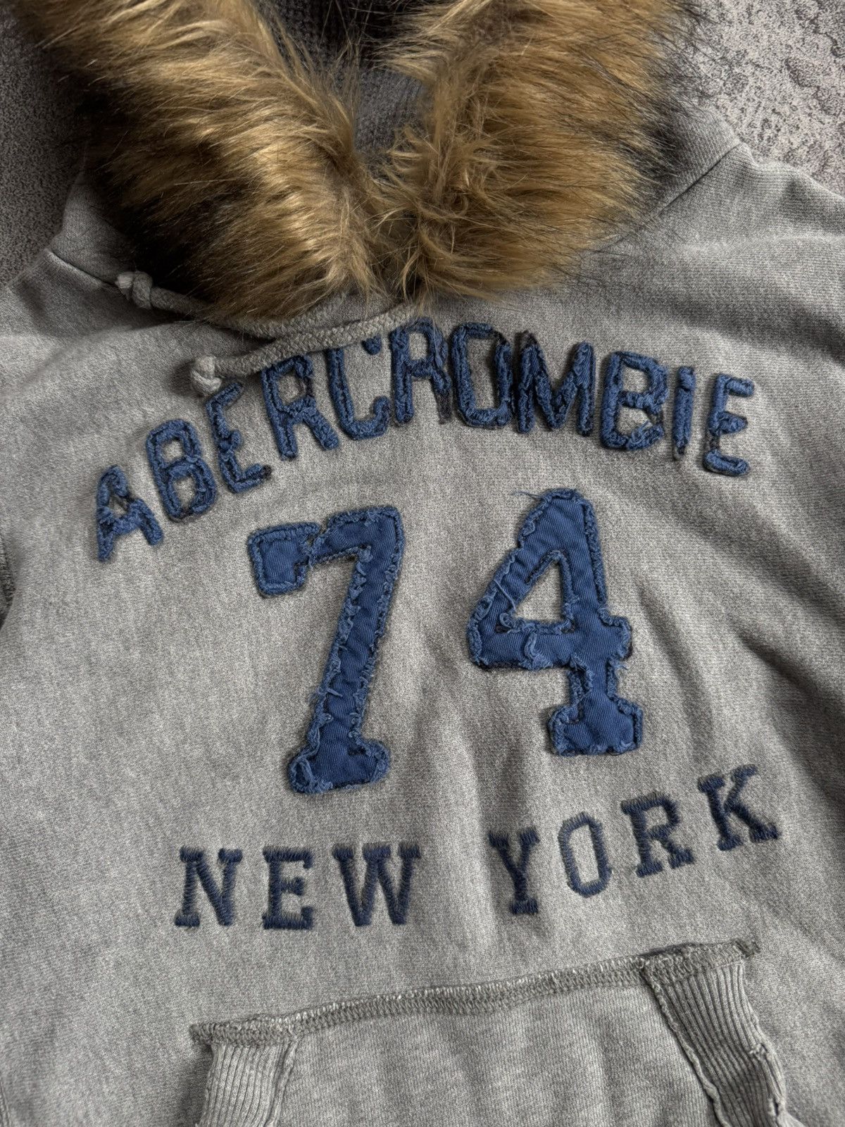 Abercrombie & Fitch Abercrombie & Fitch Y2K Fur Faux hoodie if six was nine LGB Size S / US 4 / IT 40 - 10 Thumbnail
