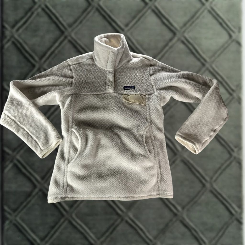 Patagonia Patagonia Synchilla Snap-T Fleece Pullover Jacket Womens Small White Fall 2017 Size S / US 4 / IT 40 - 1 Thumbnail